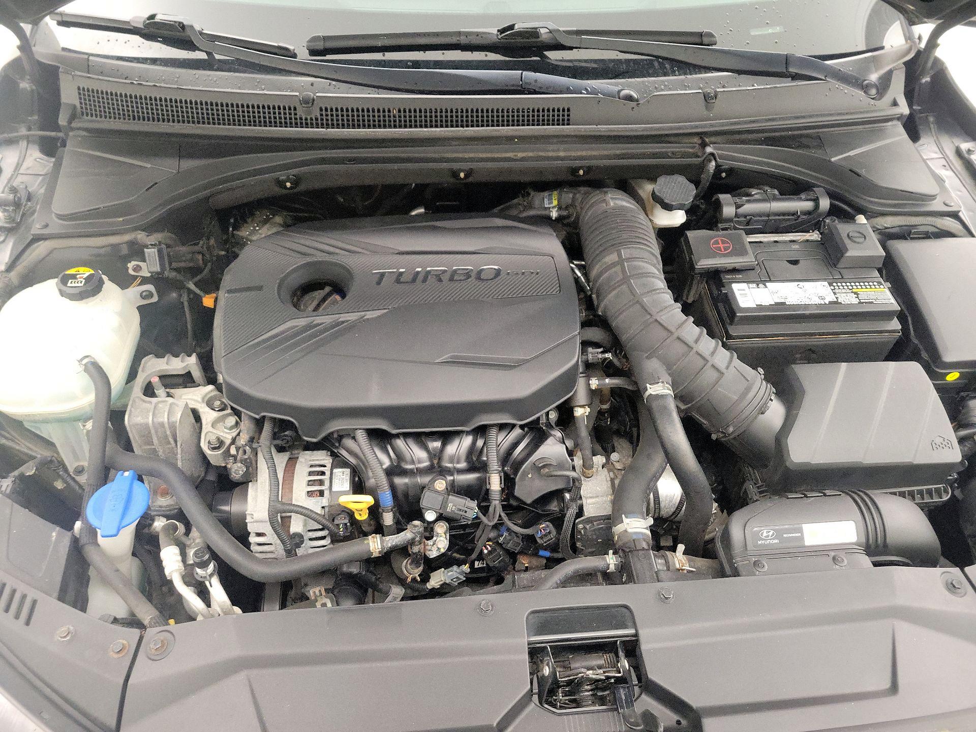 Thumbnail: 2019 Hyundai Veloster - 20