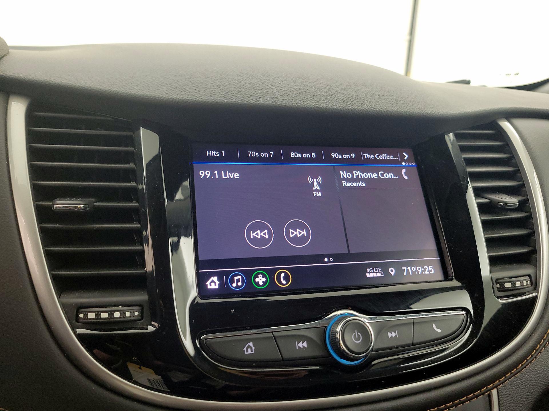 Thumbnail: 2021 Chevrolet Trax - 15