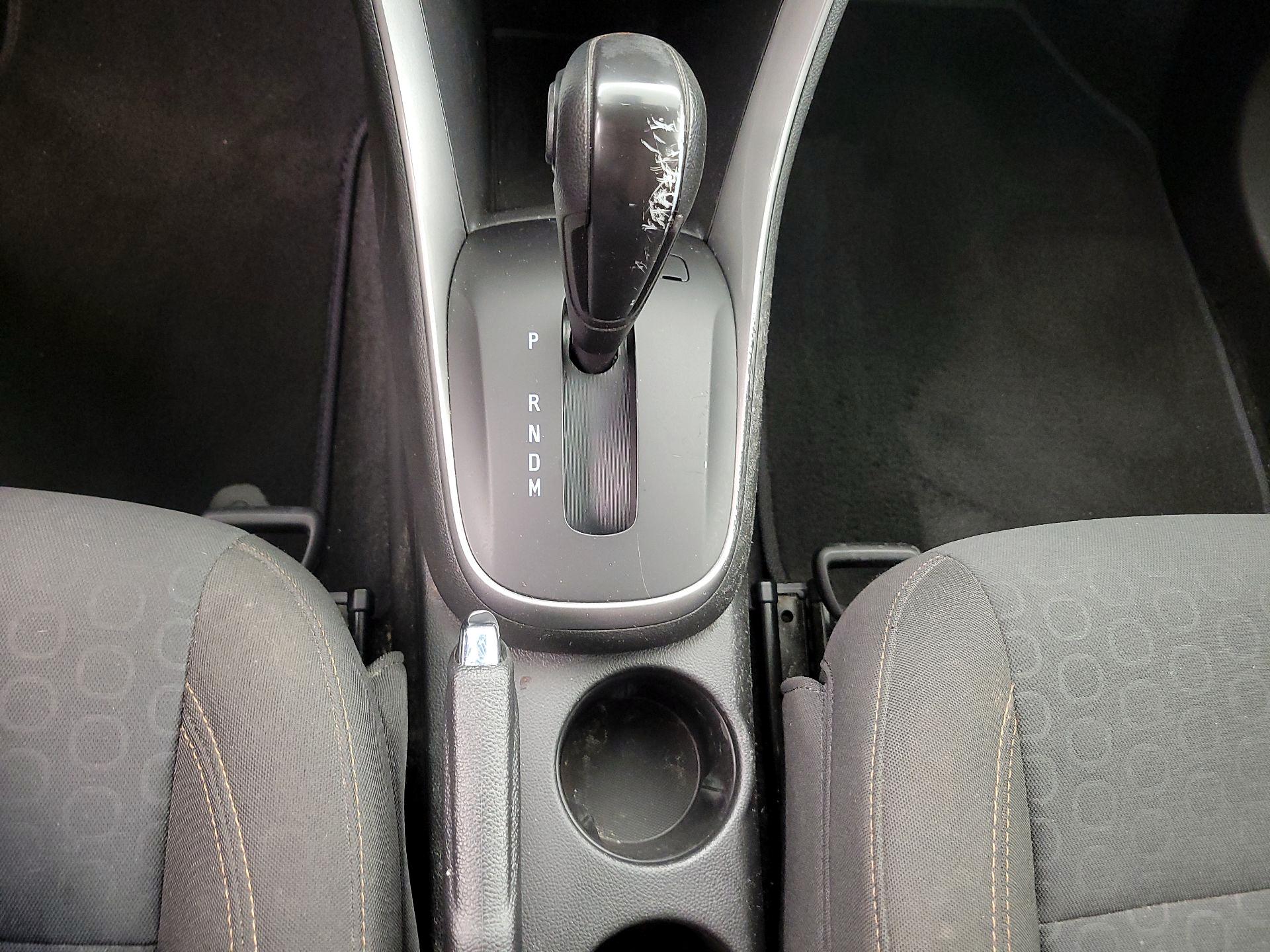 Thumbnail: 2021 Chevrolet Trax - 17