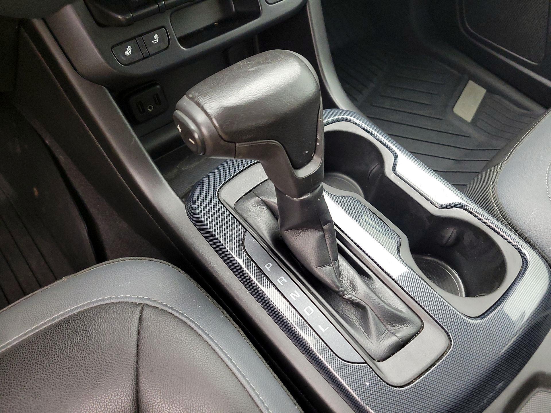 Thumbnail: 2019 Chevrolet Colorado - 17