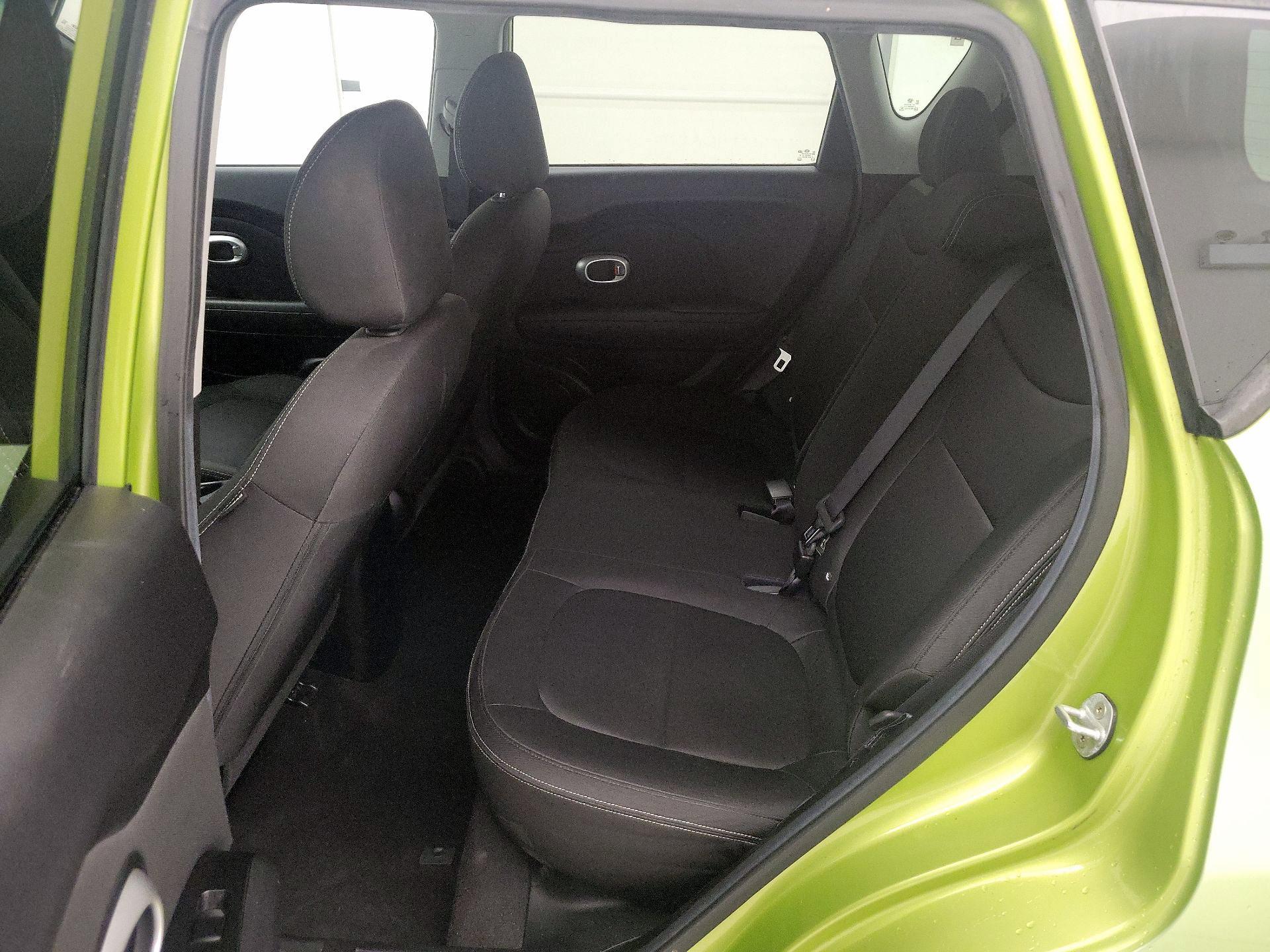 Thumbnail: 2016 Kia Soul - 18