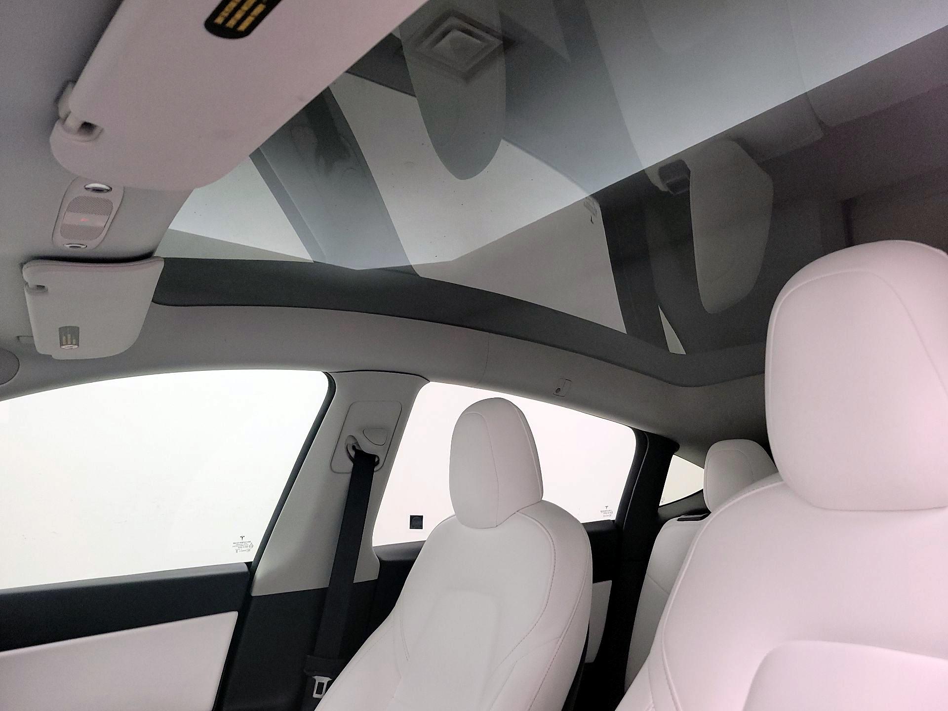 Thumbnail: 2021 Tesla Model Y - 17