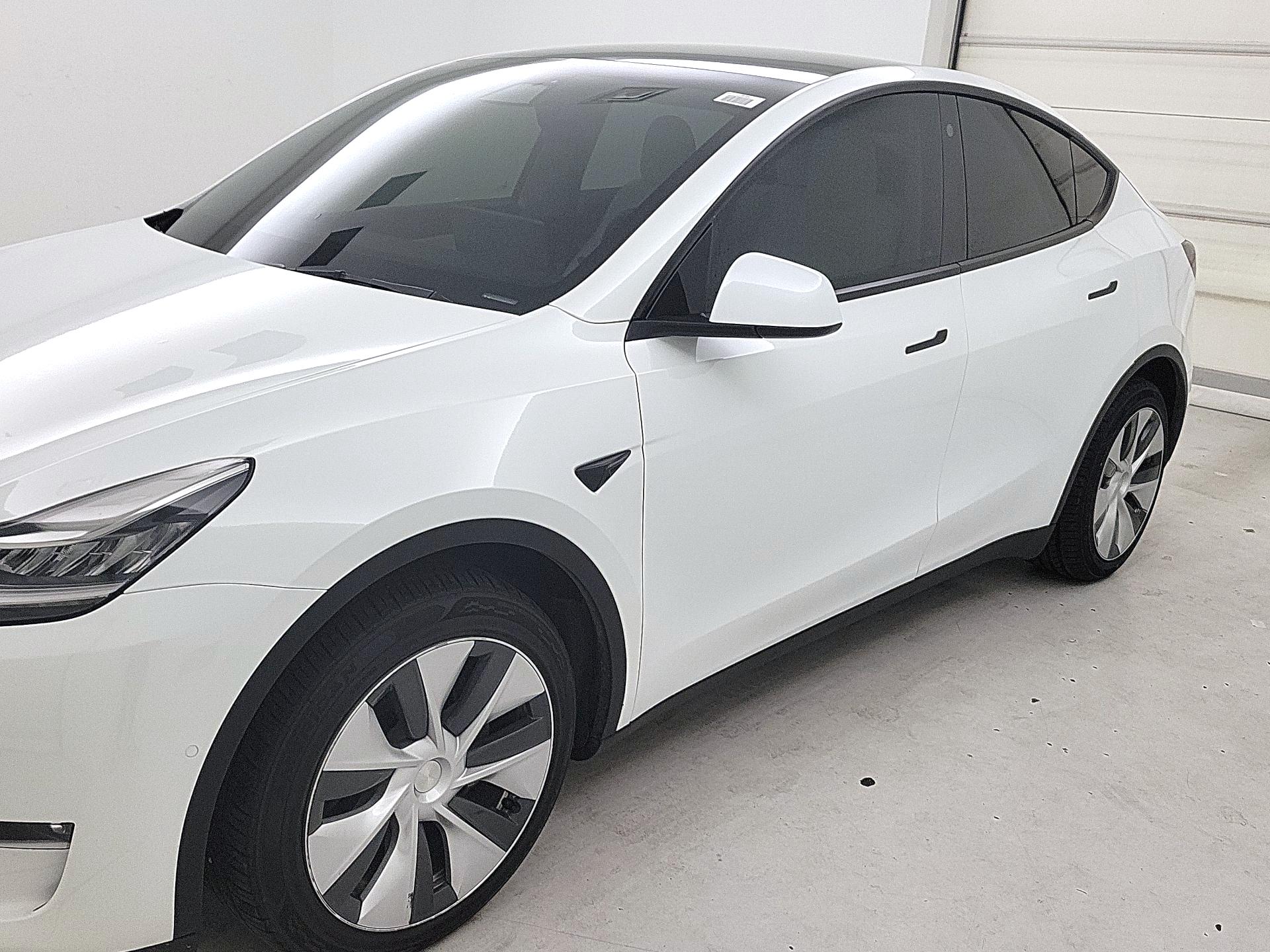 Thumbnail: 2021 Tesla Model Y - 3