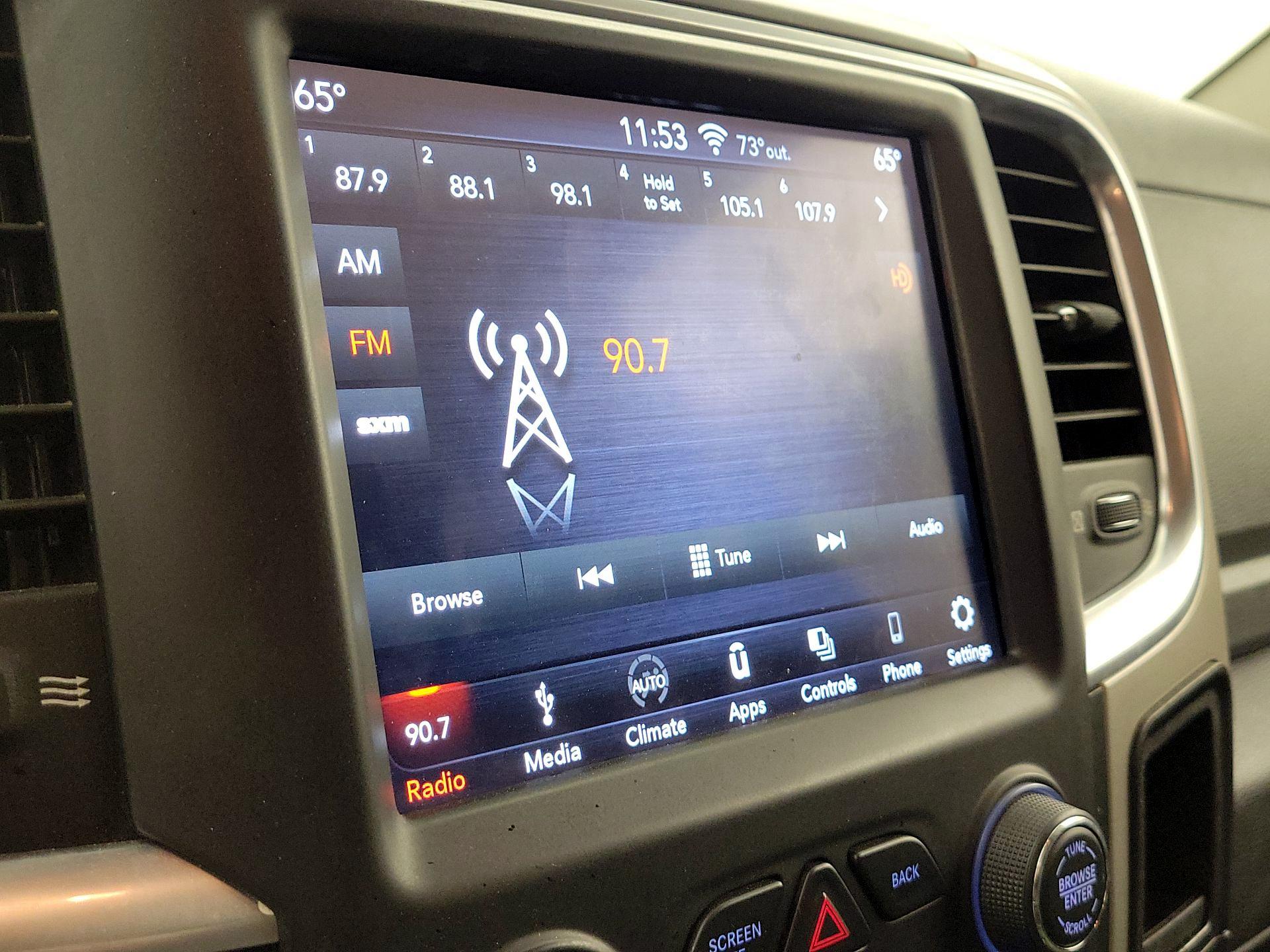 Thumbnail: 2019 RAM 1500 Classic - 15