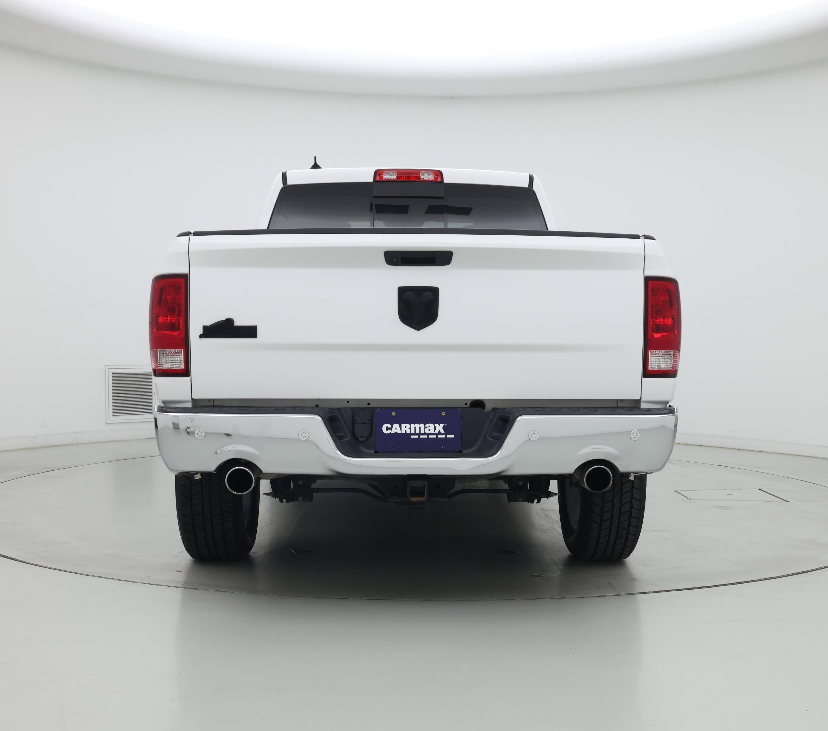 Thumbnail: 2019 RAM 1500 Classic - 6