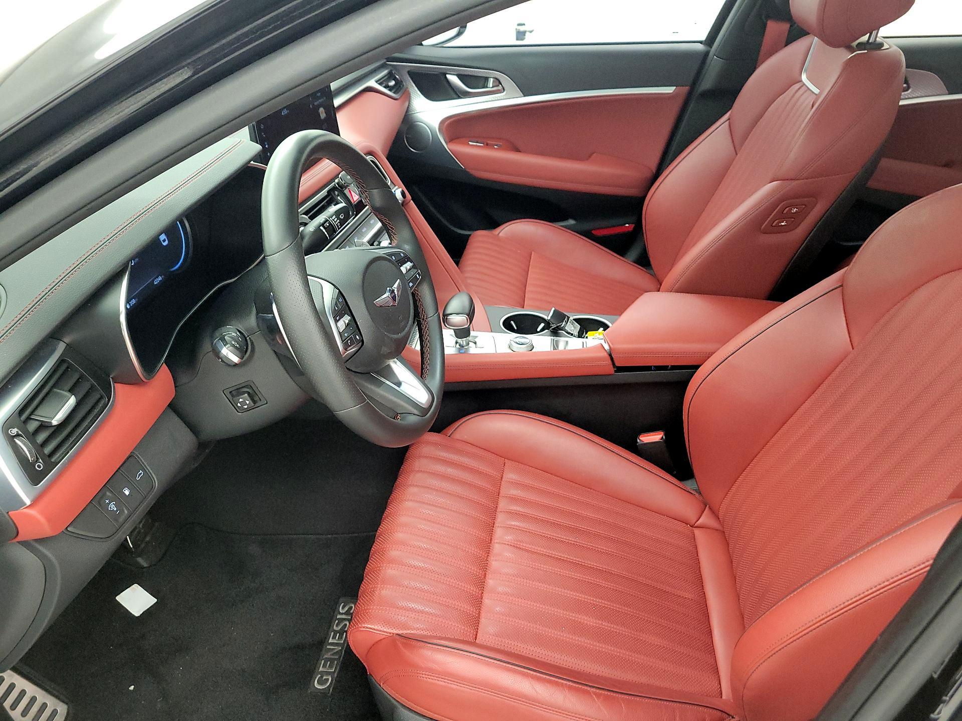 Thumbnail: 2023 Genesis G70 - 11