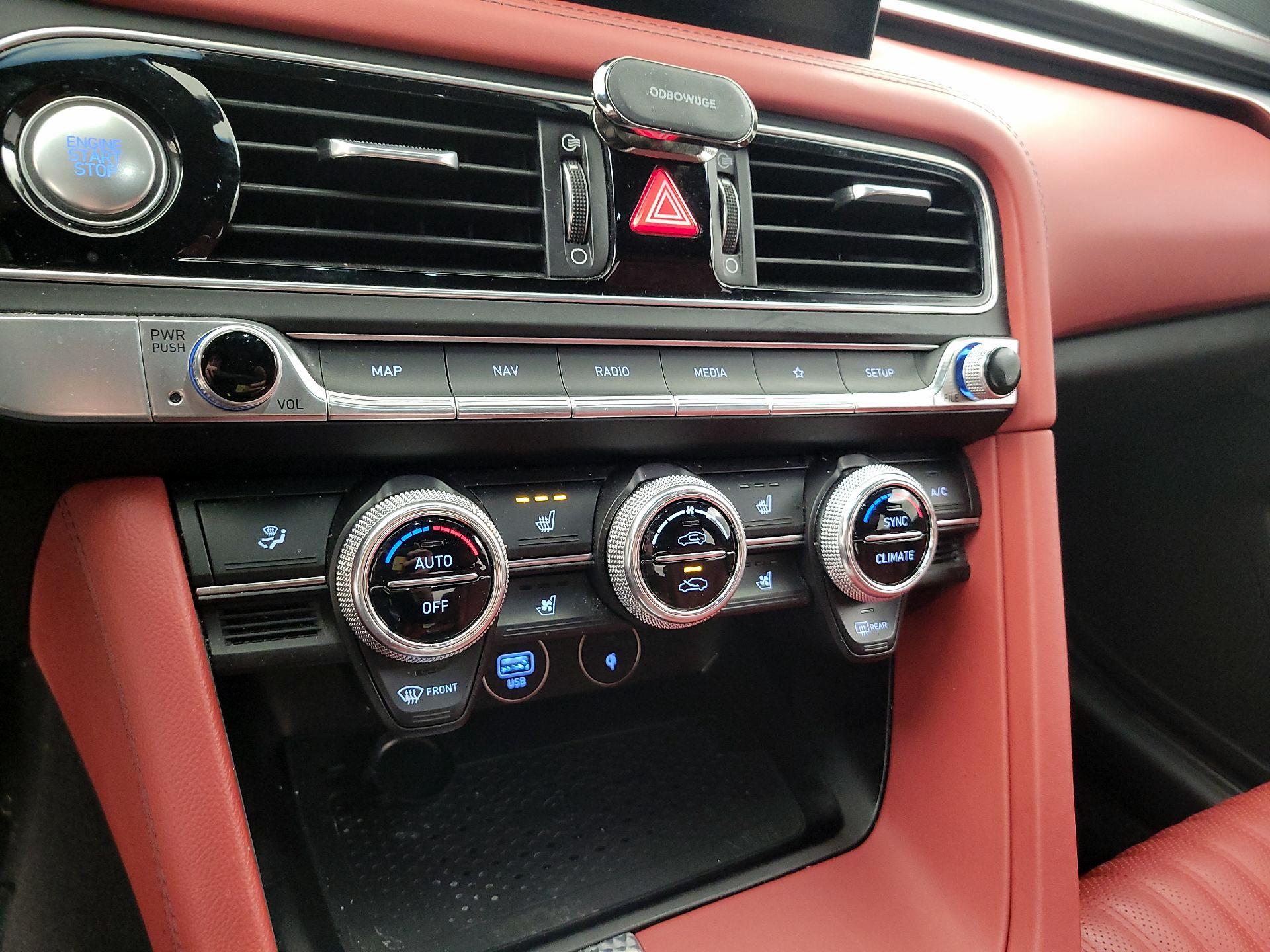 Thumbnail: 2023 Genesis G70 - 17