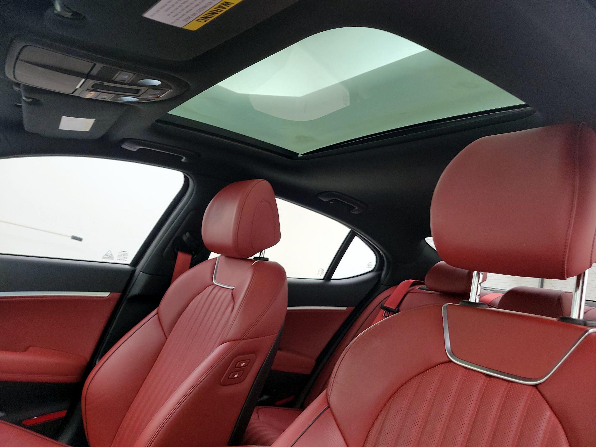 Thumbnail: 2023 Genesis G70 - 20