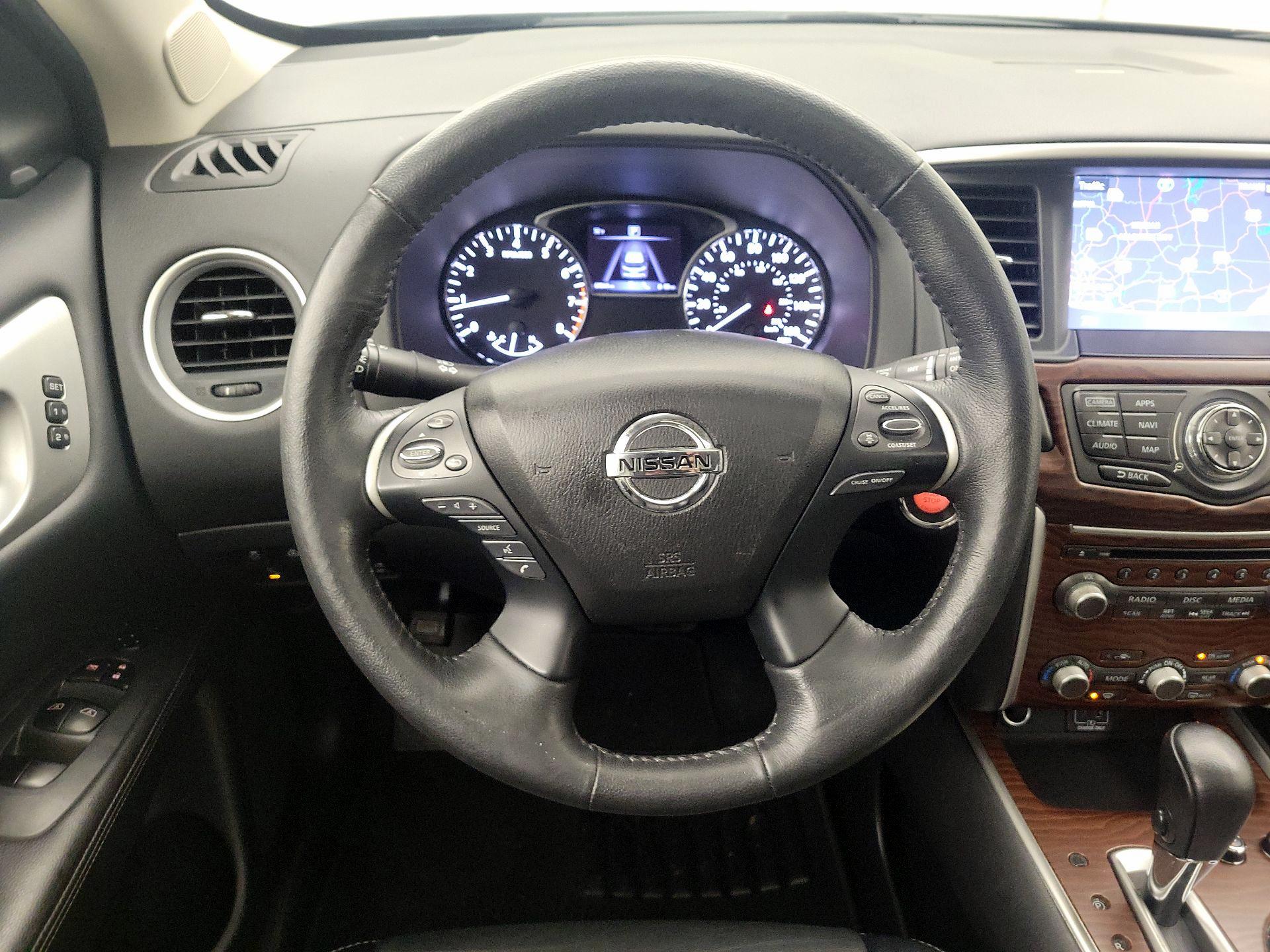 Thumbnail: 2019 Nissan Pathfinder - 10