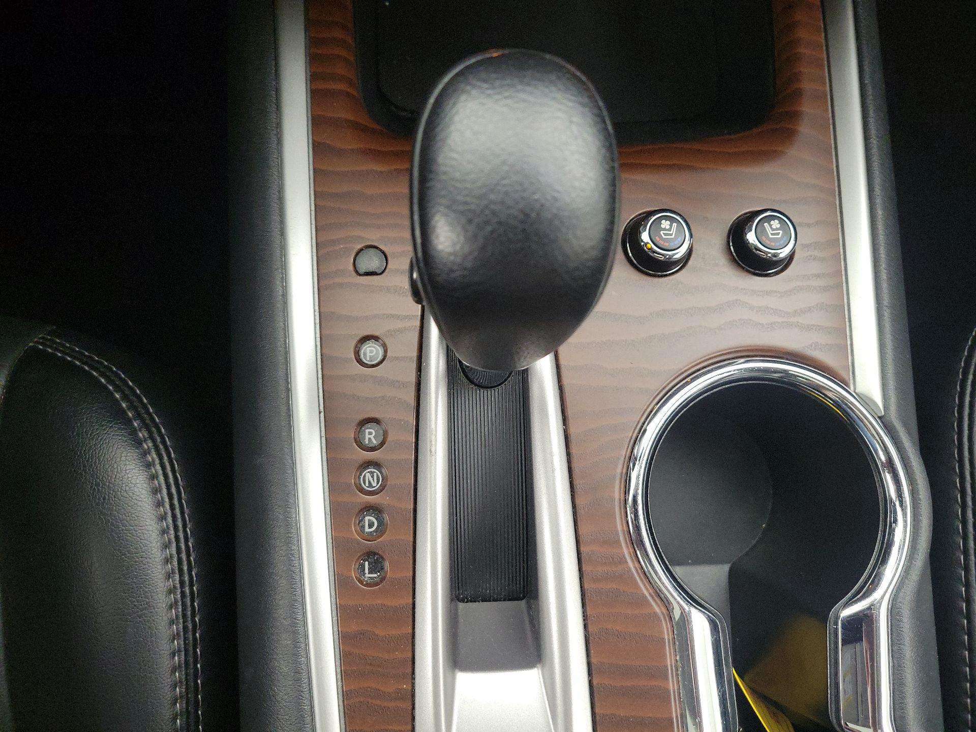 Thumbnail: 2019 Nissan Pathfinder - 18