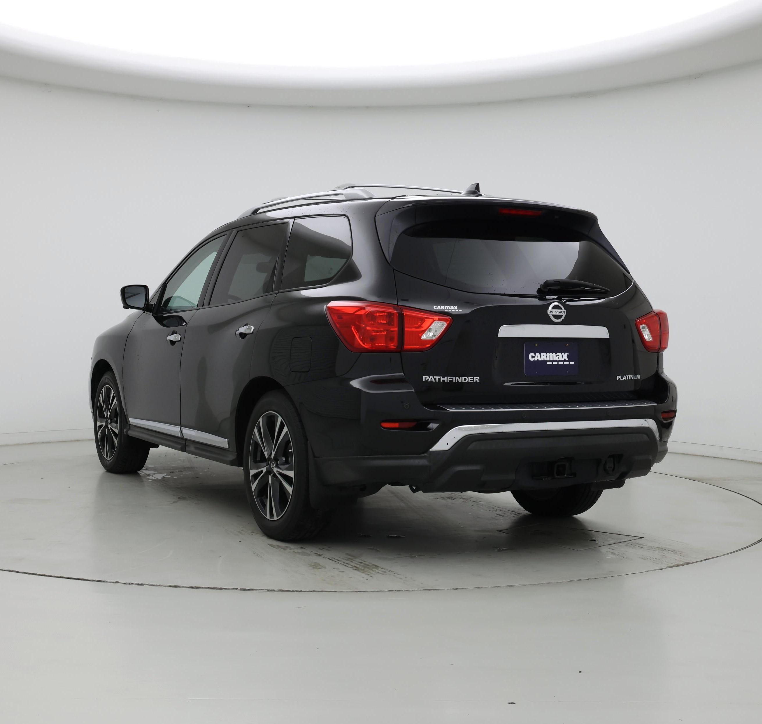 Thumbnail: 2019 Nissan Pathfinder - 2