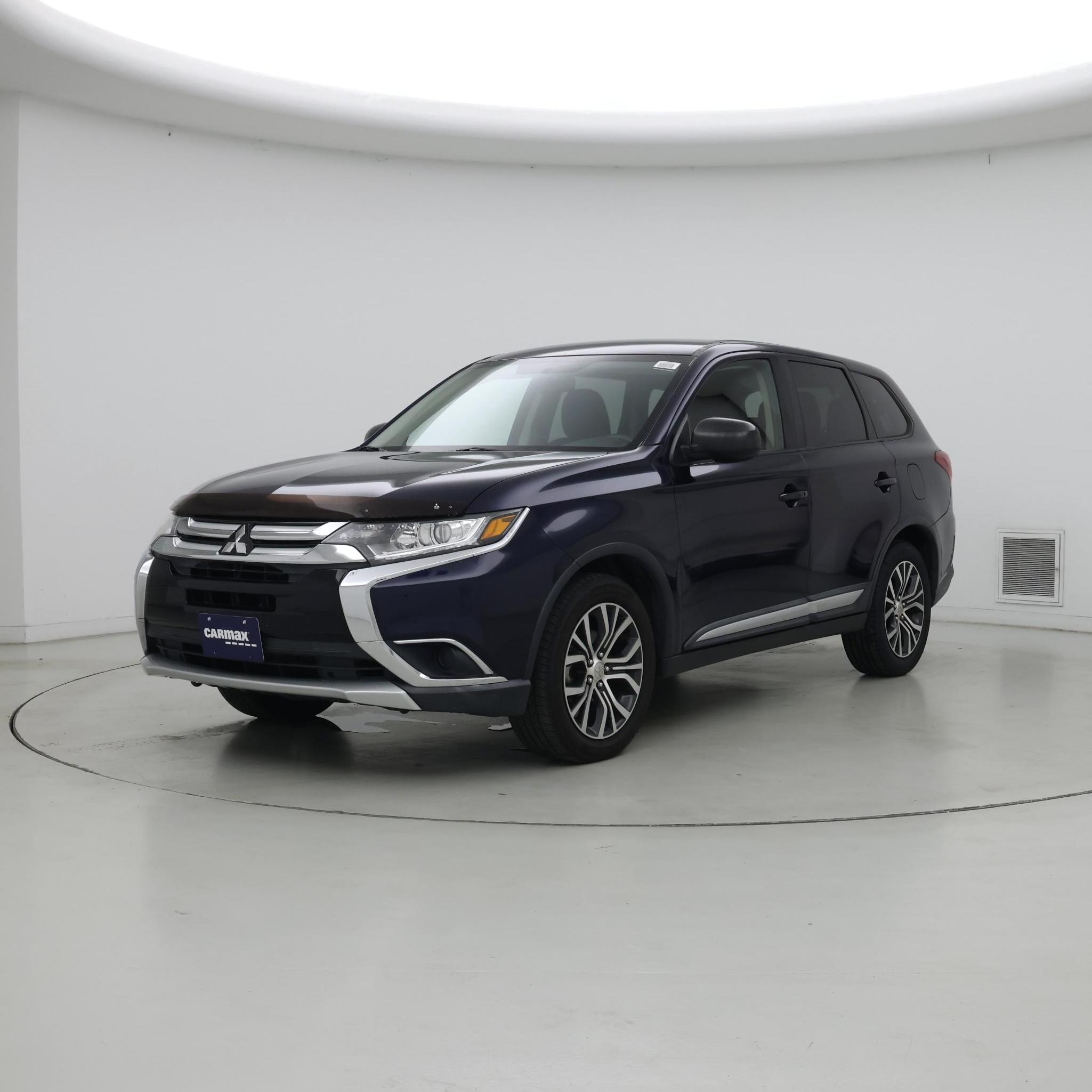 Thumbnail: 2018 Mitsubishi Outlander - 4