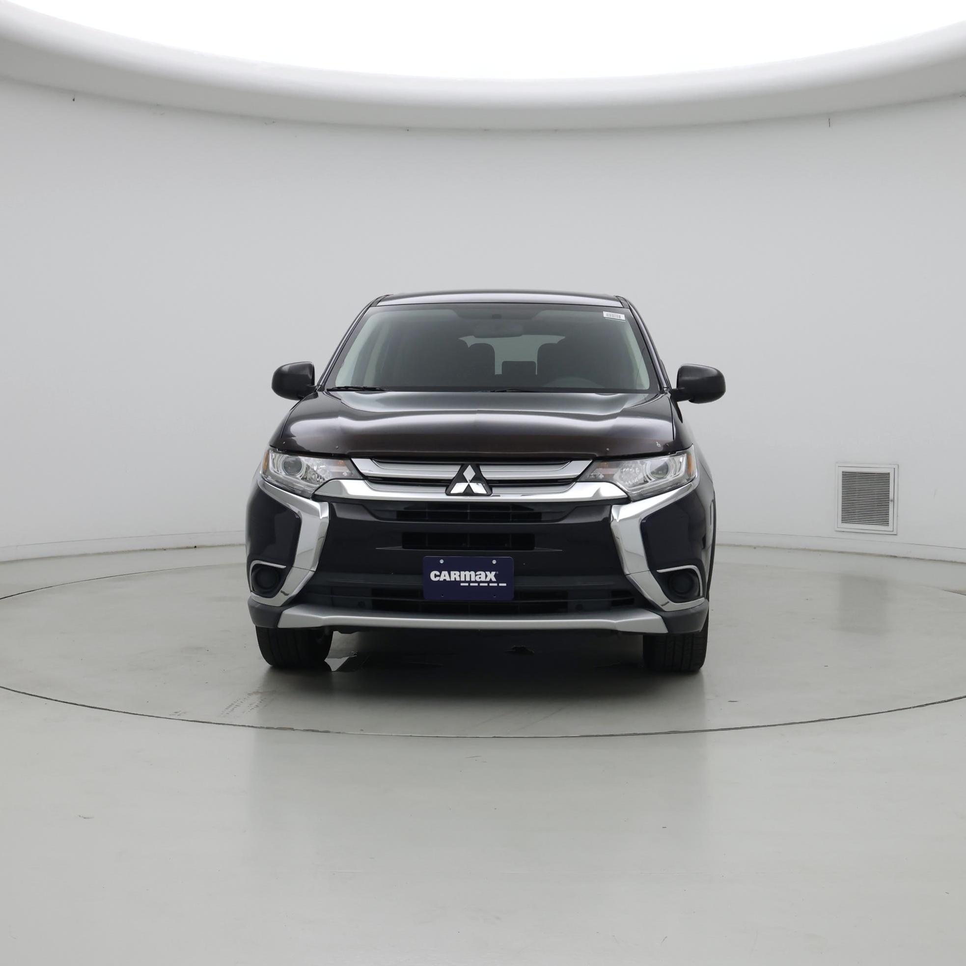 Thumbnail: 2018 Mitsubishi Outlander - 5