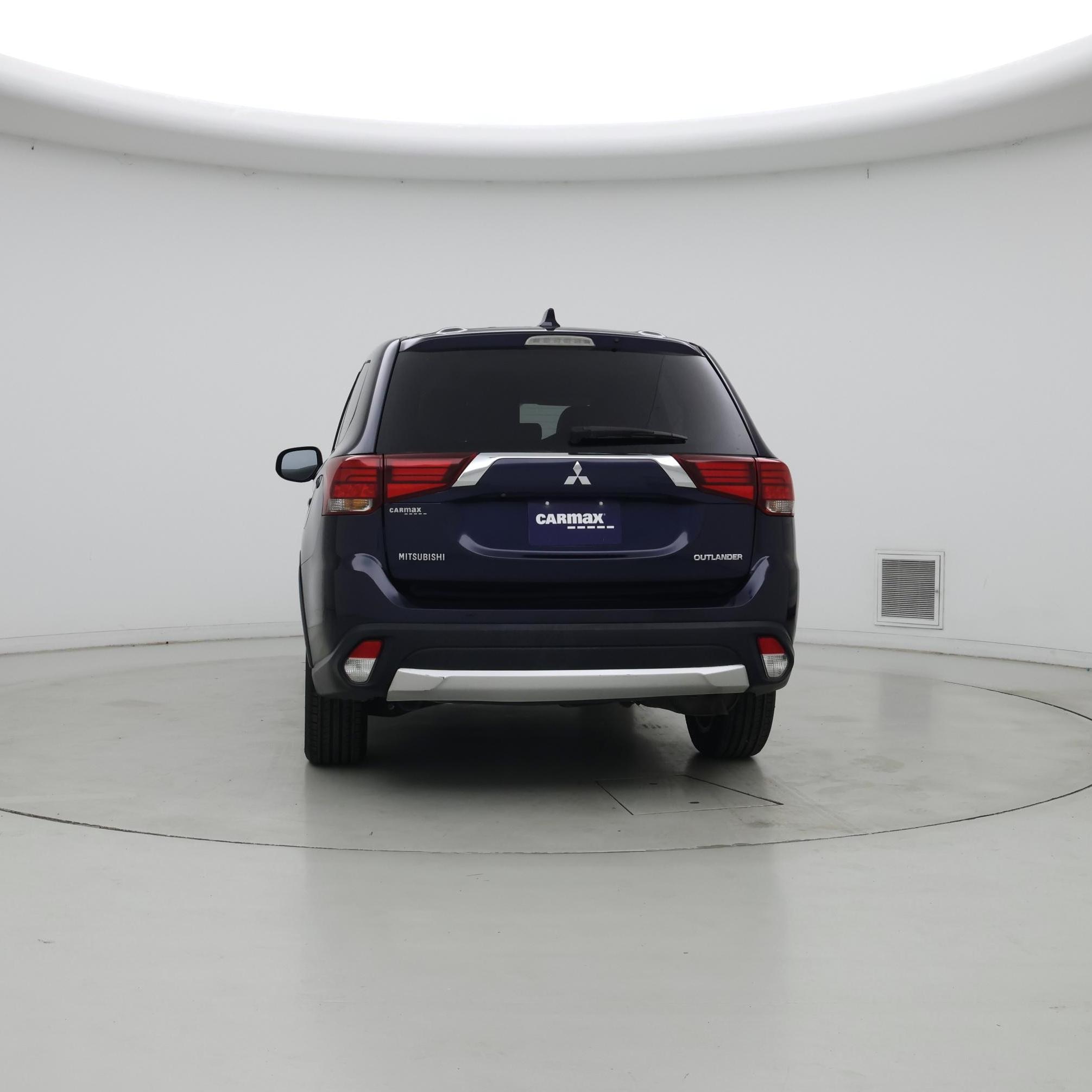 Thumbnail: 2018 Mitsubishi Outlander - 6