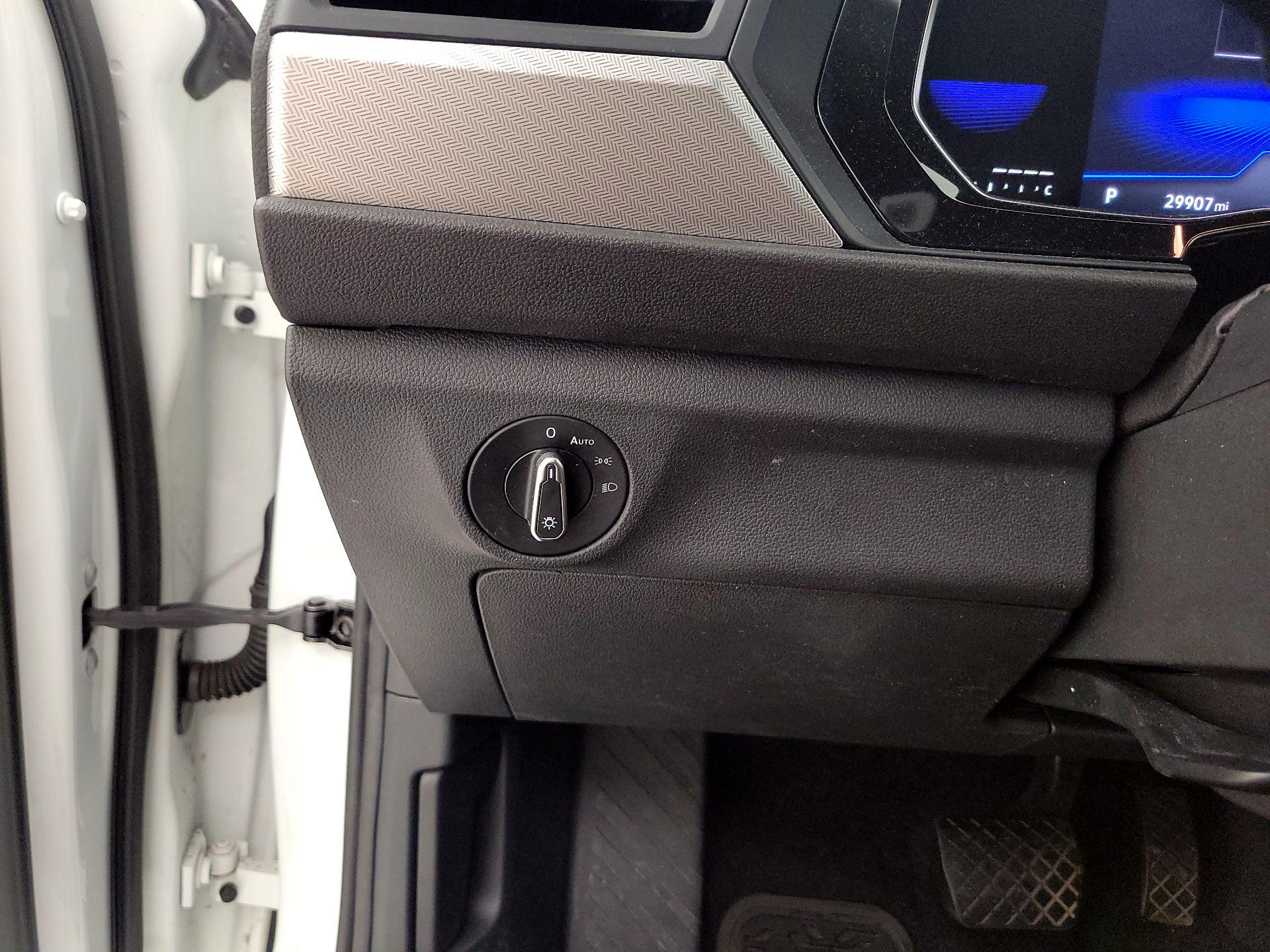 Thumbnail: 2022 Volkswagen Jetta - 13