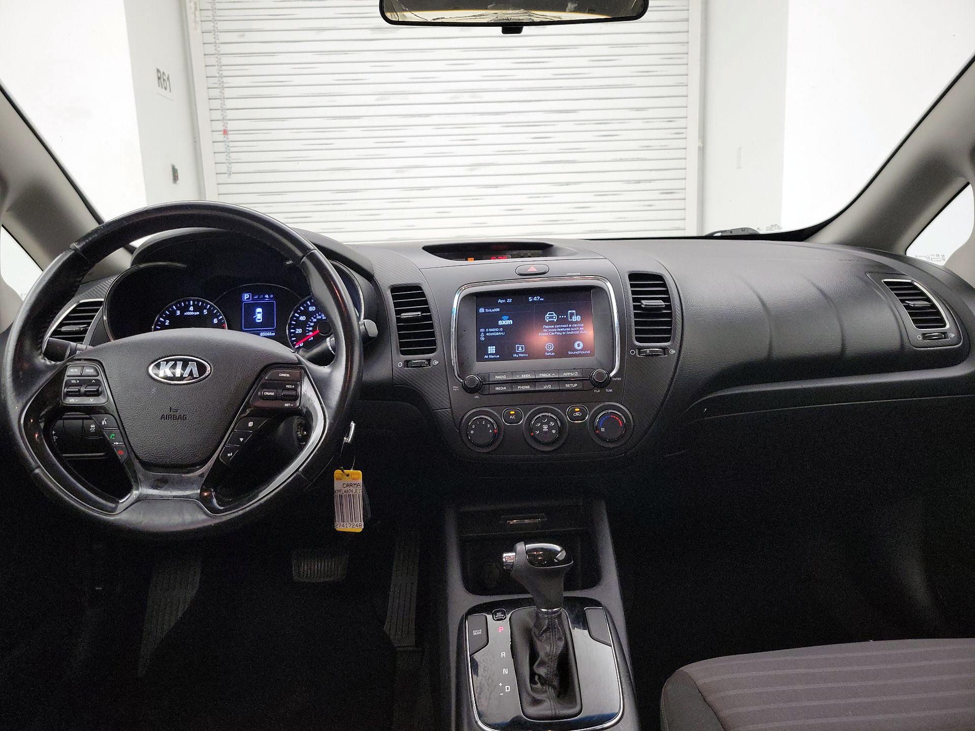 Thumbnail: 2018 Kia Forte - 9