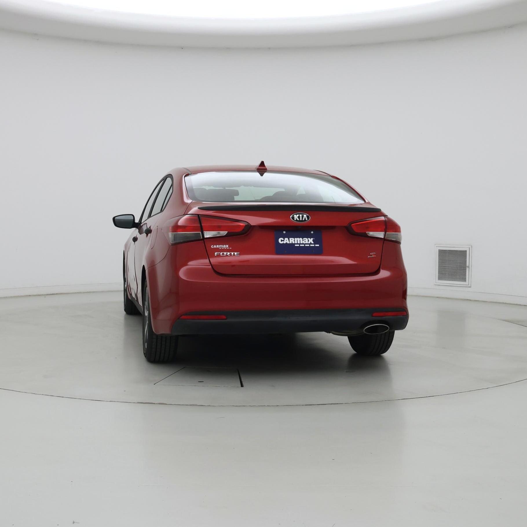 Thumbnail: 2018 Kia Forte - 6