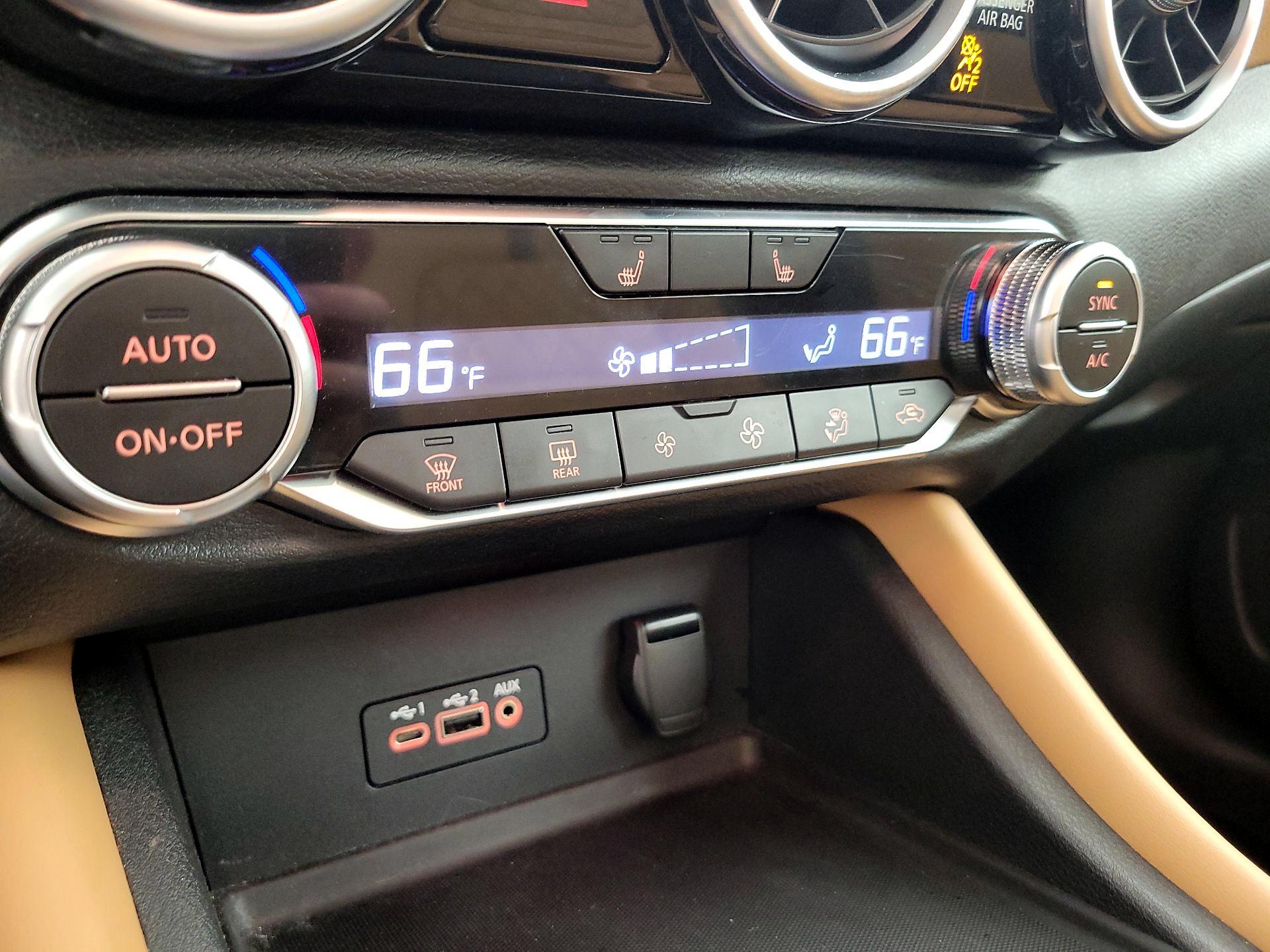 Thumbnail: 2020 Nissan Sentra - 16