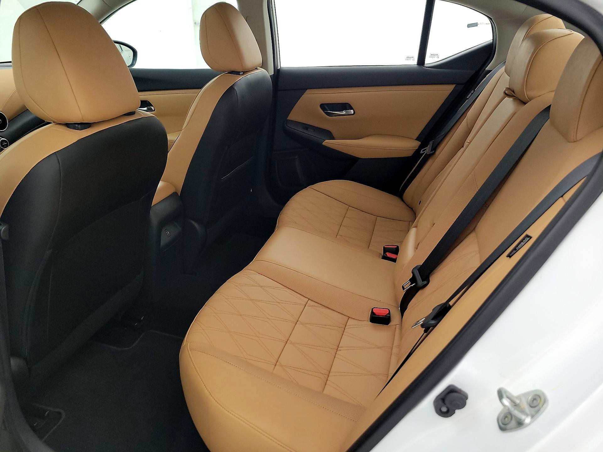 Thumbnail: 2020 Nissan Sentra - 20