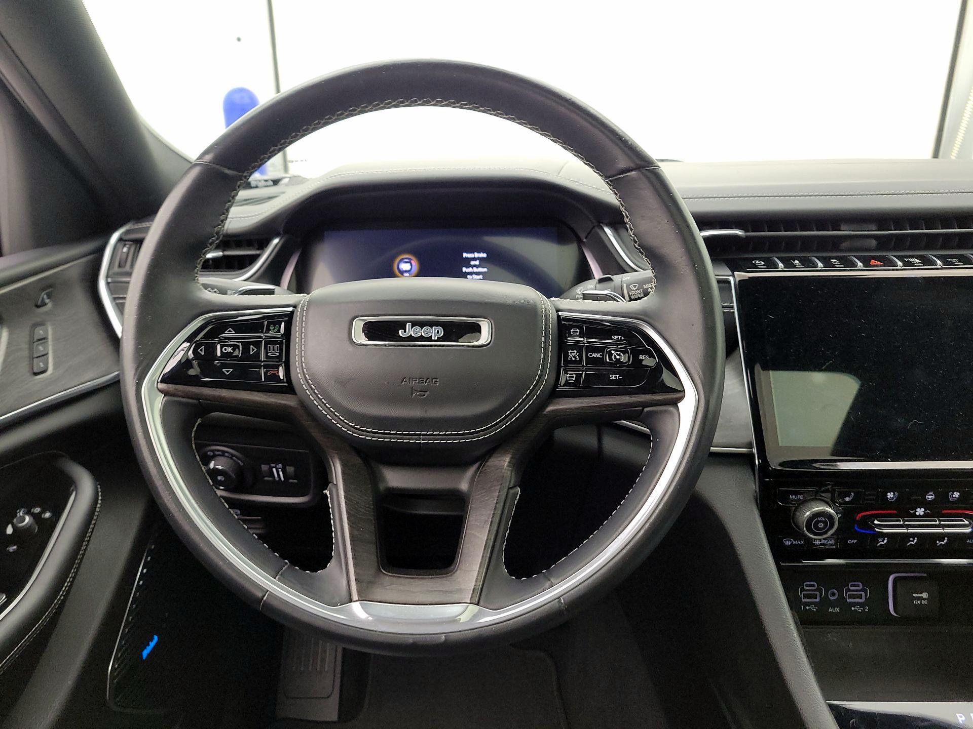 Thumbnail: 2022 Jeep Grand Cherokee - 10