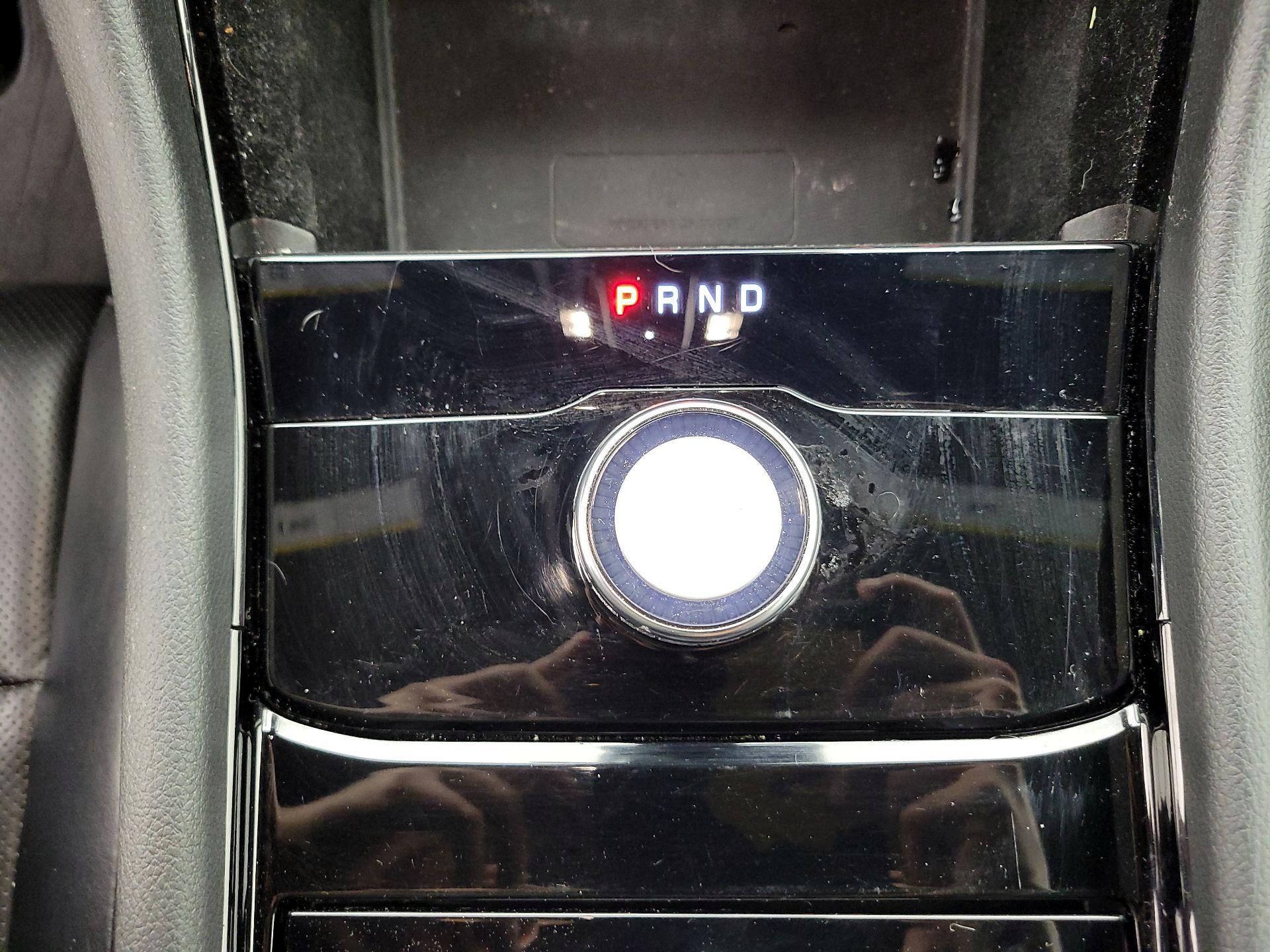 Thumbnail: 2022 Jeep Grand Cherokee - 18