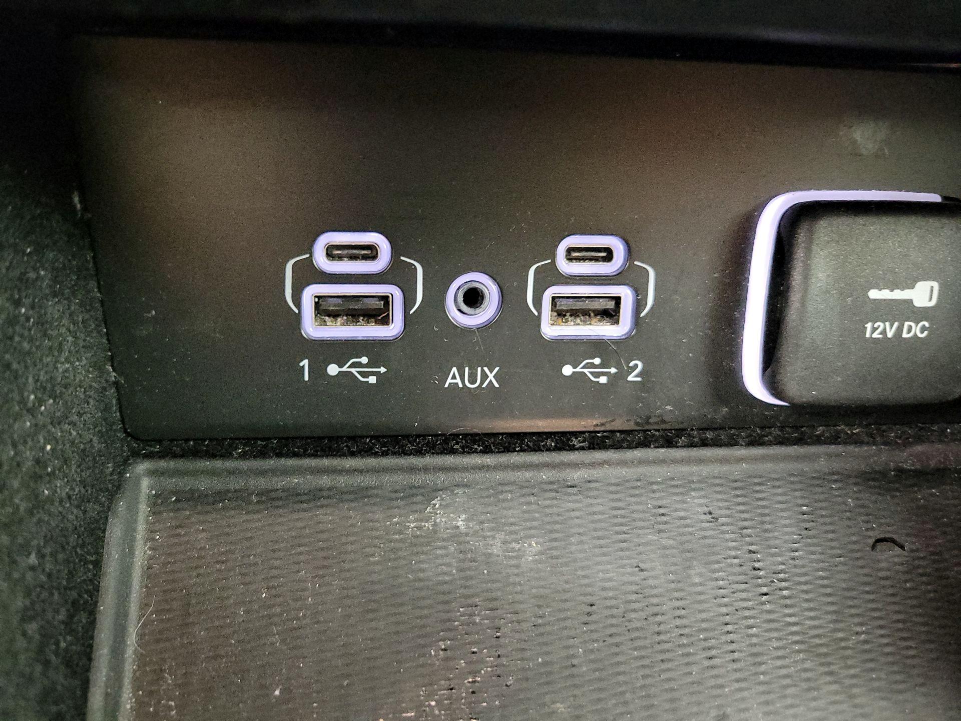 Thumbnail: 2022 Jeep Grand Cherokee - 19