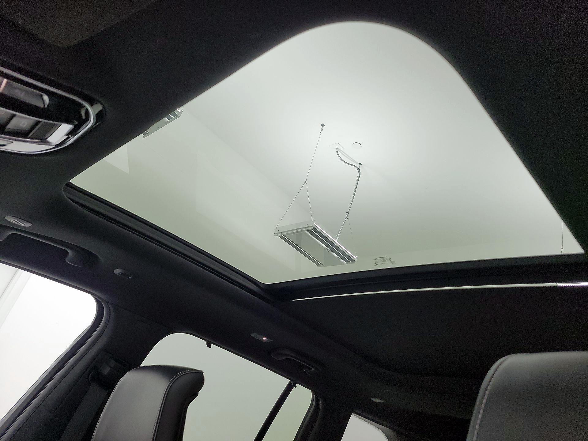 Thumbnail: 2022 Jeep Grand Cherokee - 20