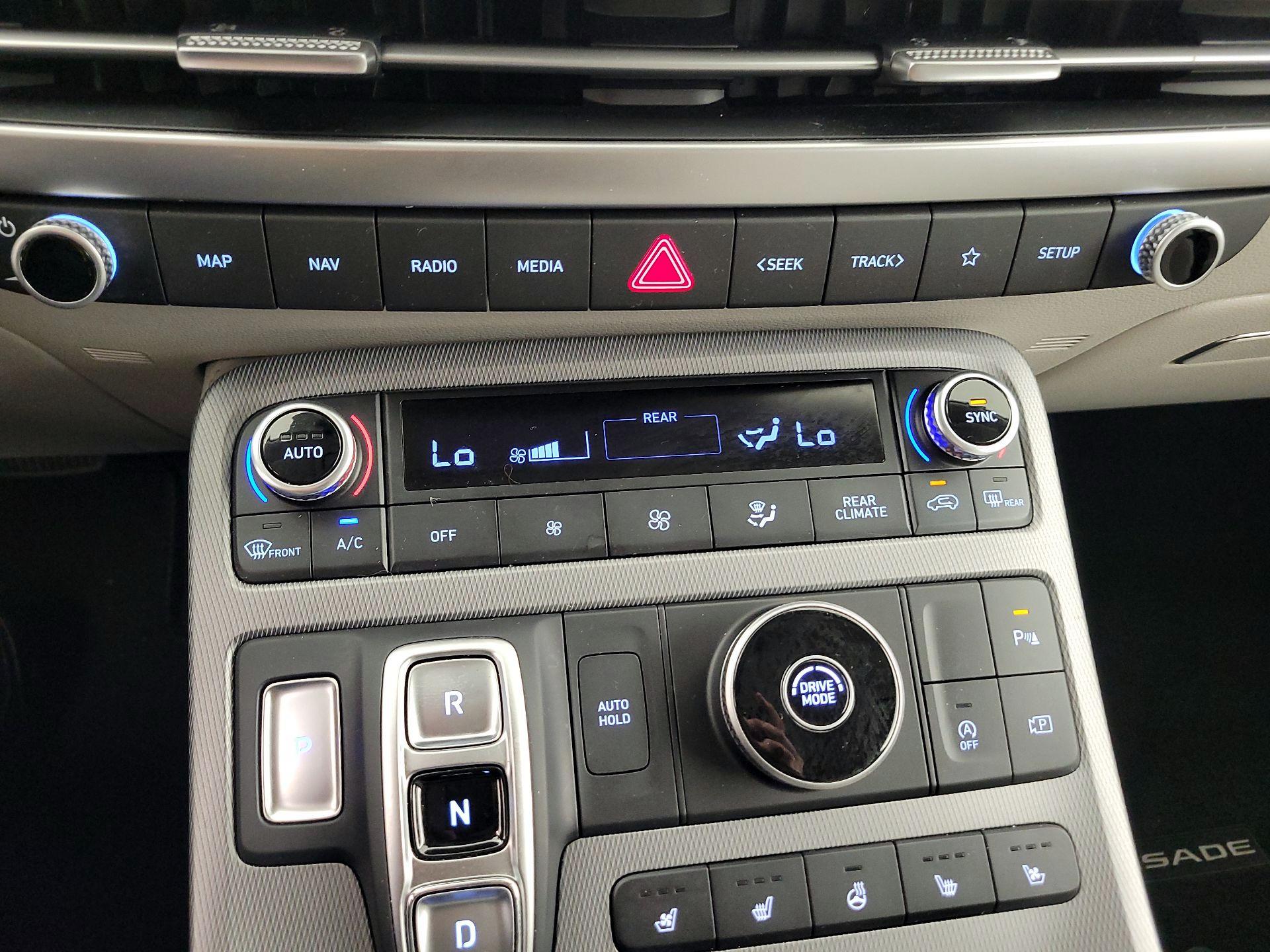 Thumbnail: 2024 Hyundai Palisade - 17