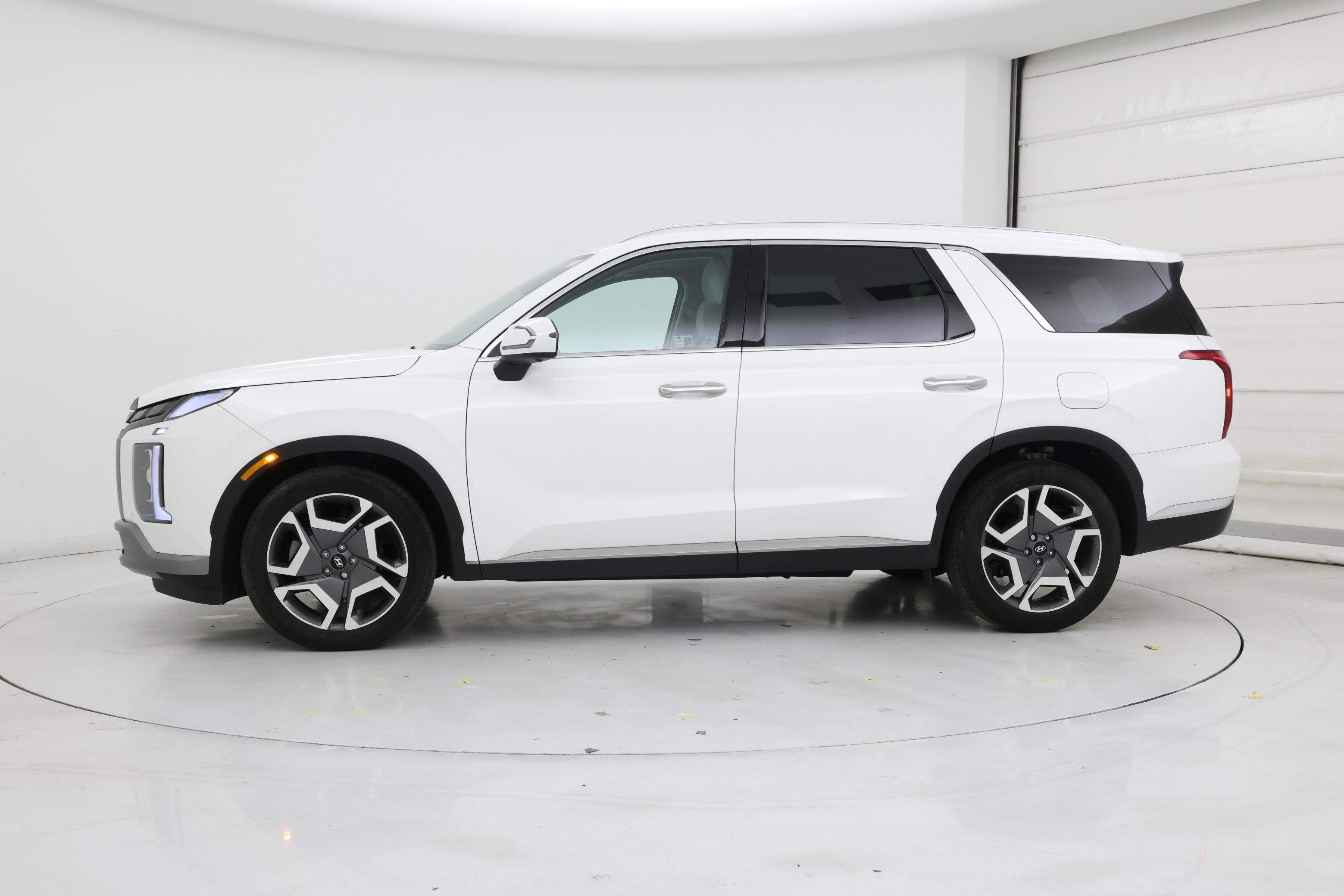 Thumbnail: 2024 Hyundai Palisade - 3