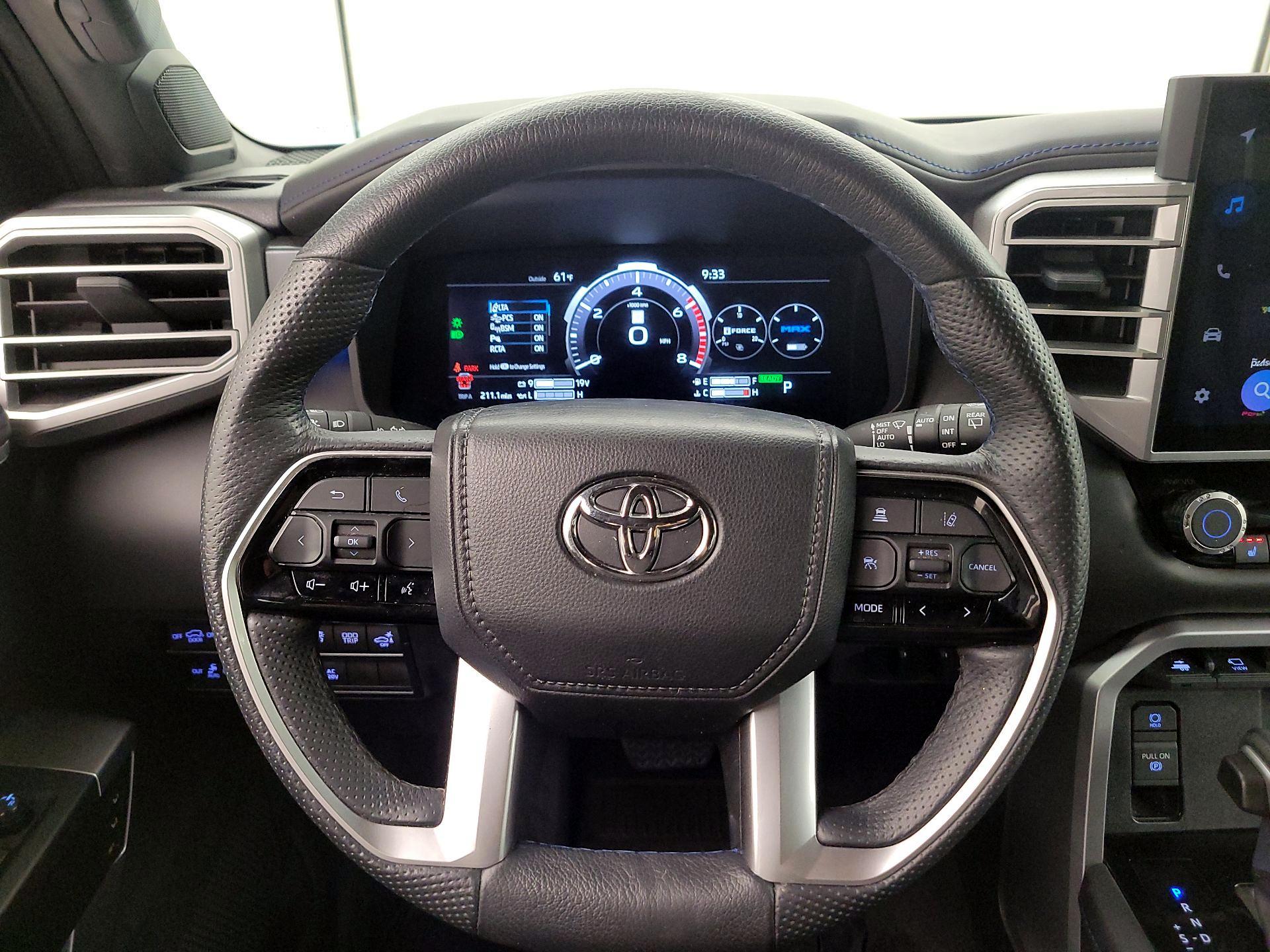 Thumbnail: 2023 Toyota Sequoia - 10