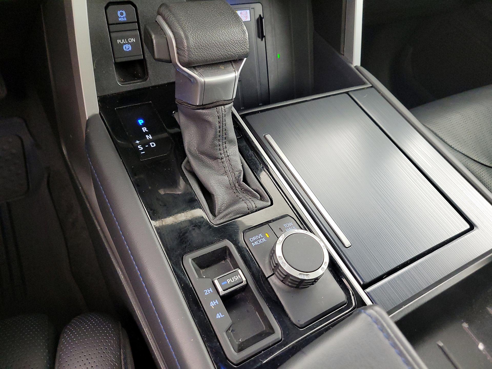 Thumbnail: 2023 Toyota Sequoia - 18