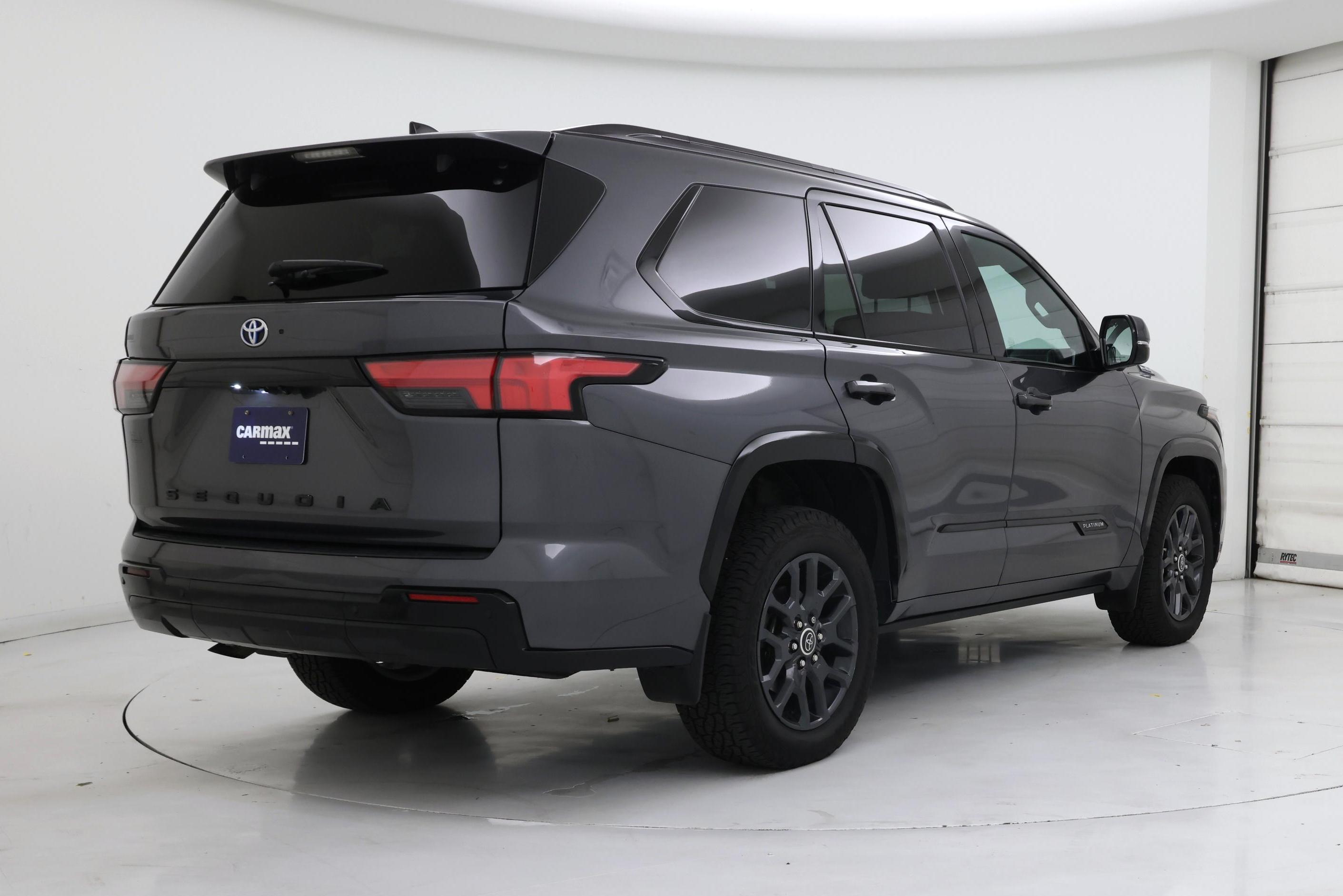 Thumbnail: 2023 Toyota Sequoia - 8