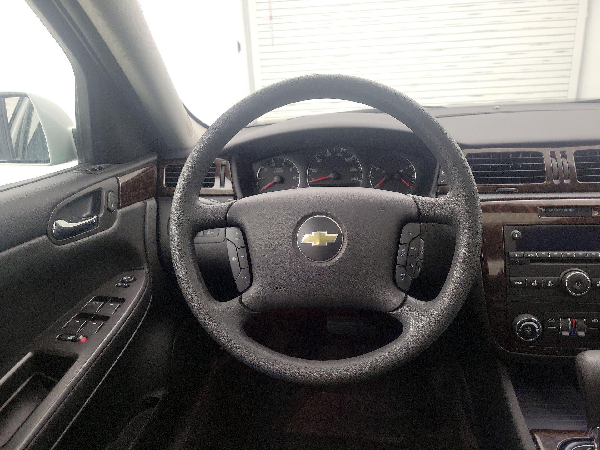 Thumbnail: 2015 Chevrolet Impala - 10