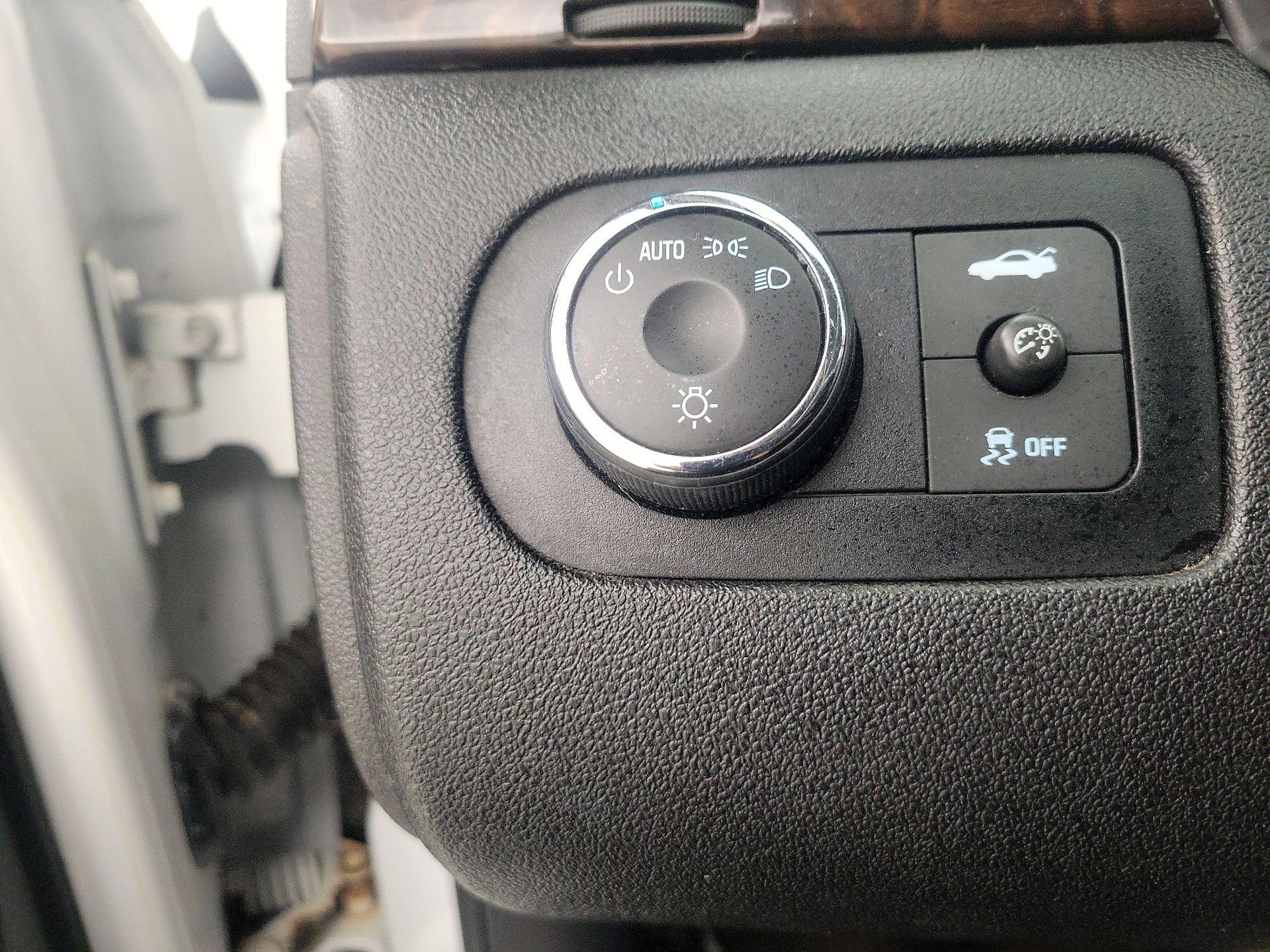 Thumbnail: 2015 Chevrolet Impala - 13