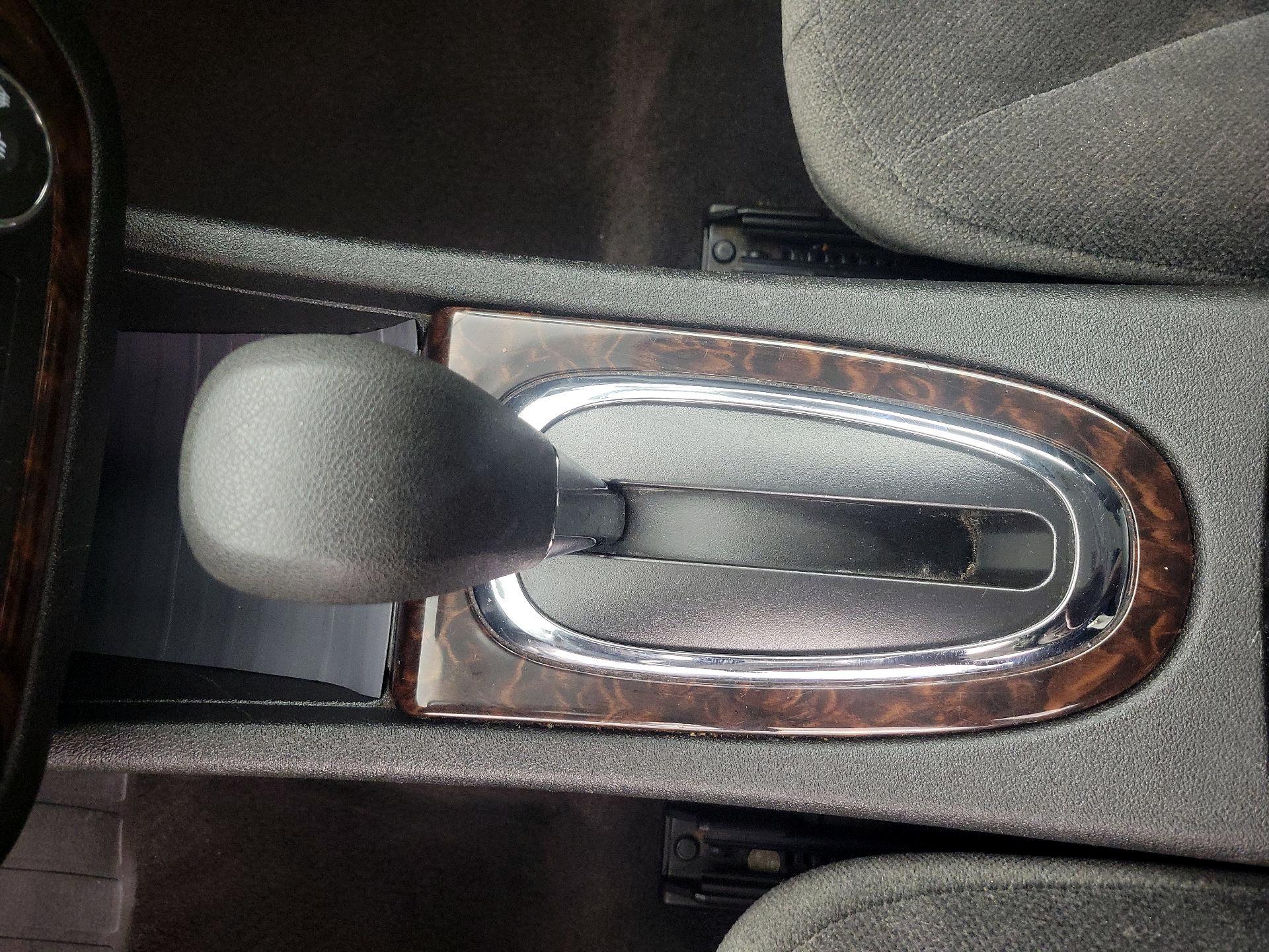 Thumbnail: 2015 Chevrolet Impala - 16