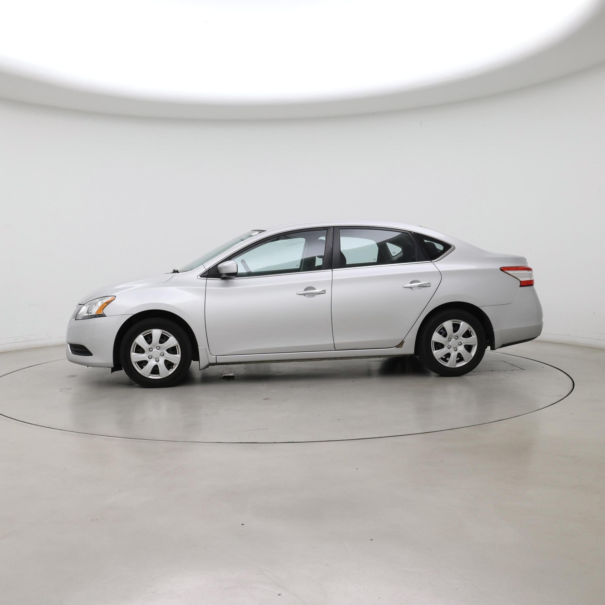 Thumbnail: 2013 Nissan Sentra - 3