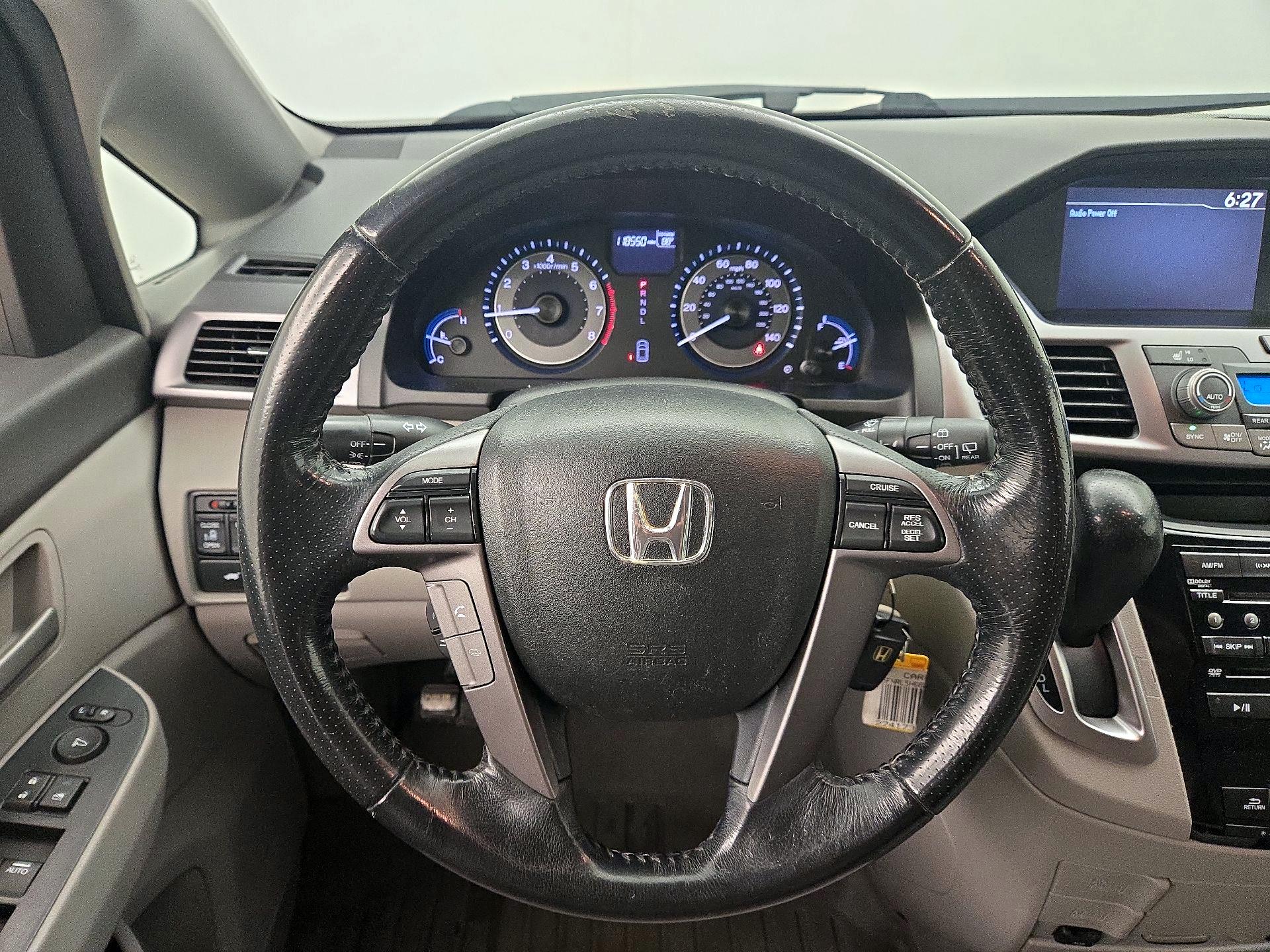 Thumbnail: 2013 Honda Odyssey - 10