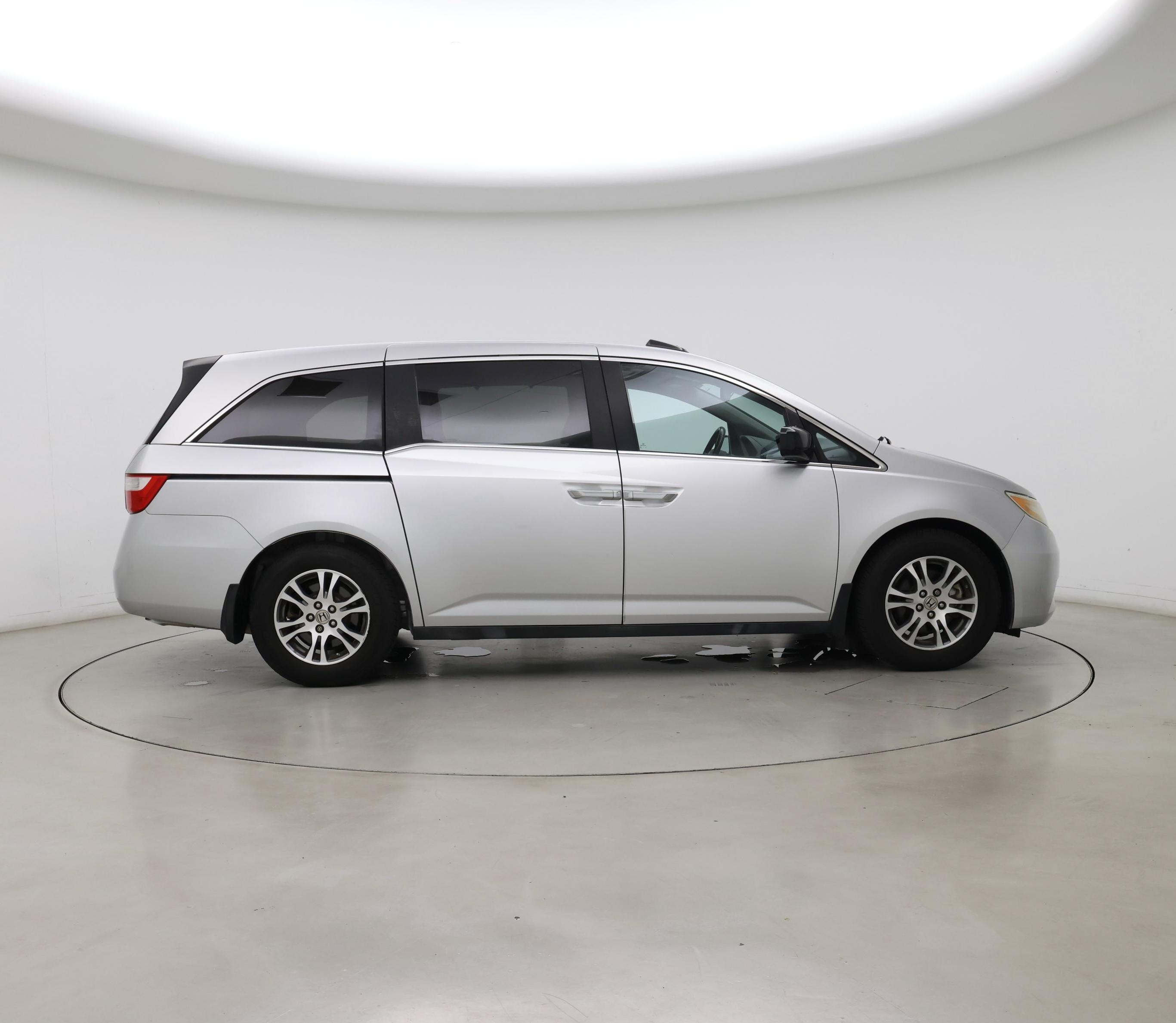 Thumbnail: 2013 Honda Odyssey - 7