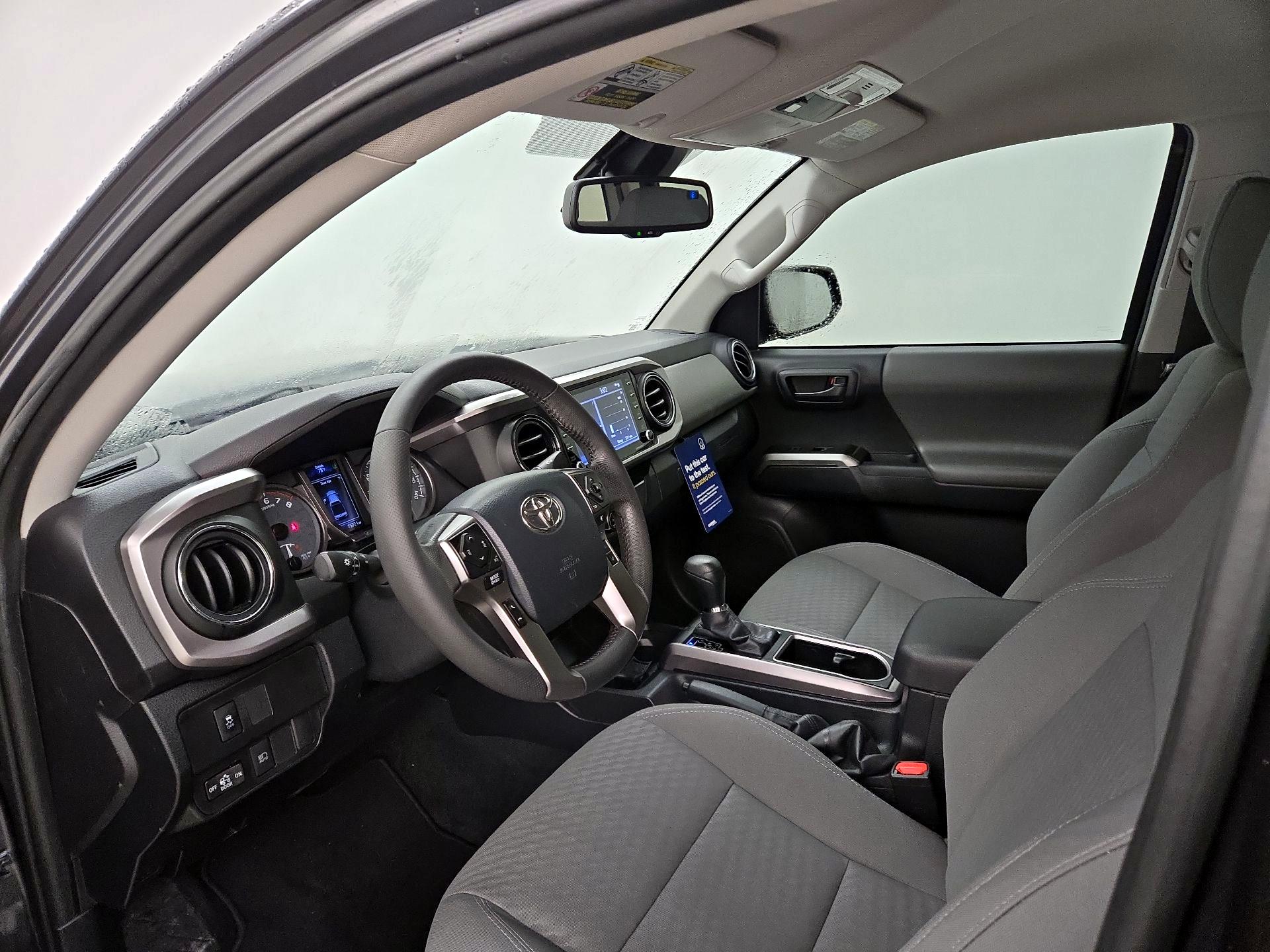 Thumbnail: 2020 Toyota Tacoma - 11