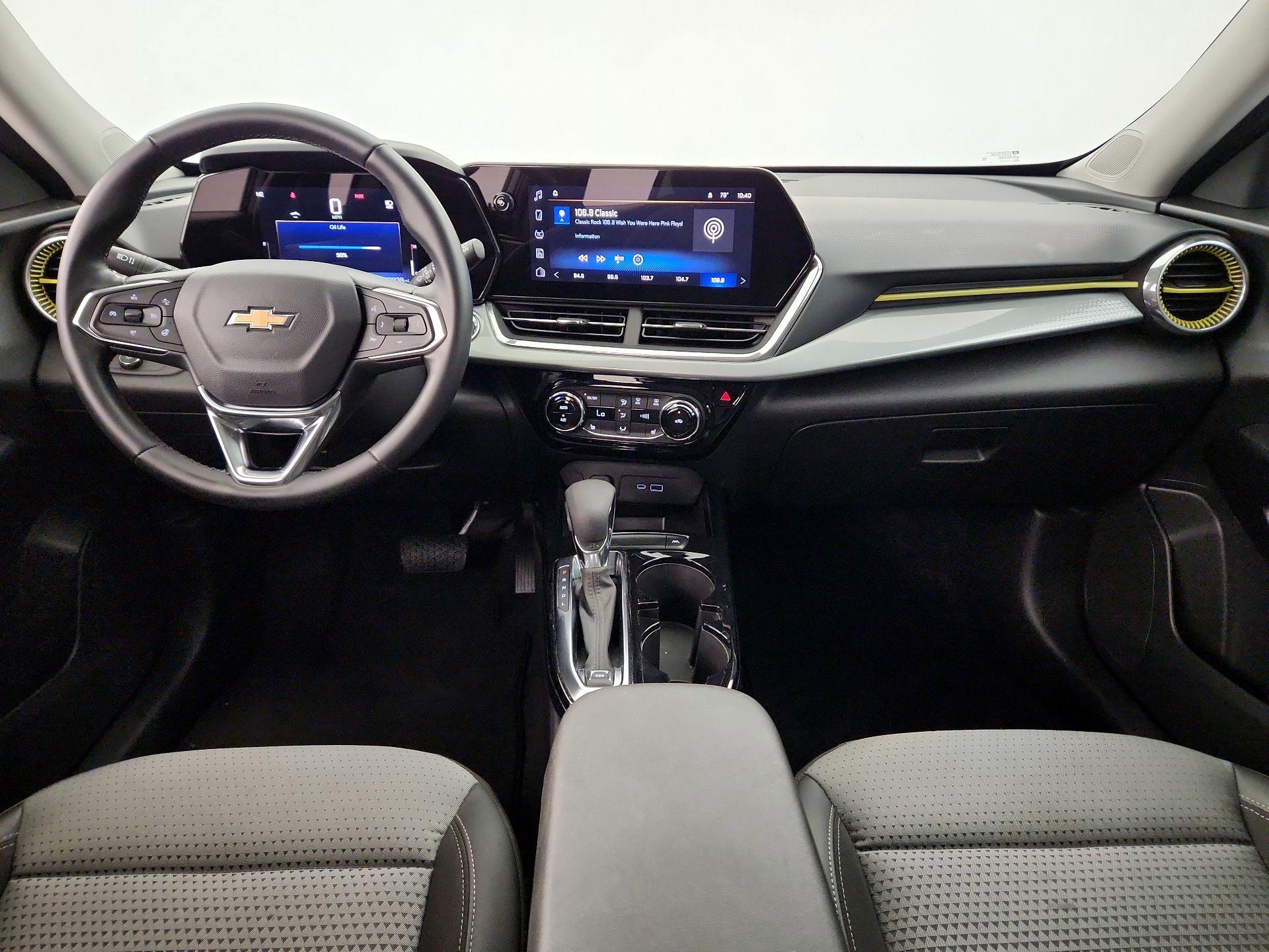 Thumbnail: 2024 Chevrolet Trax - 9