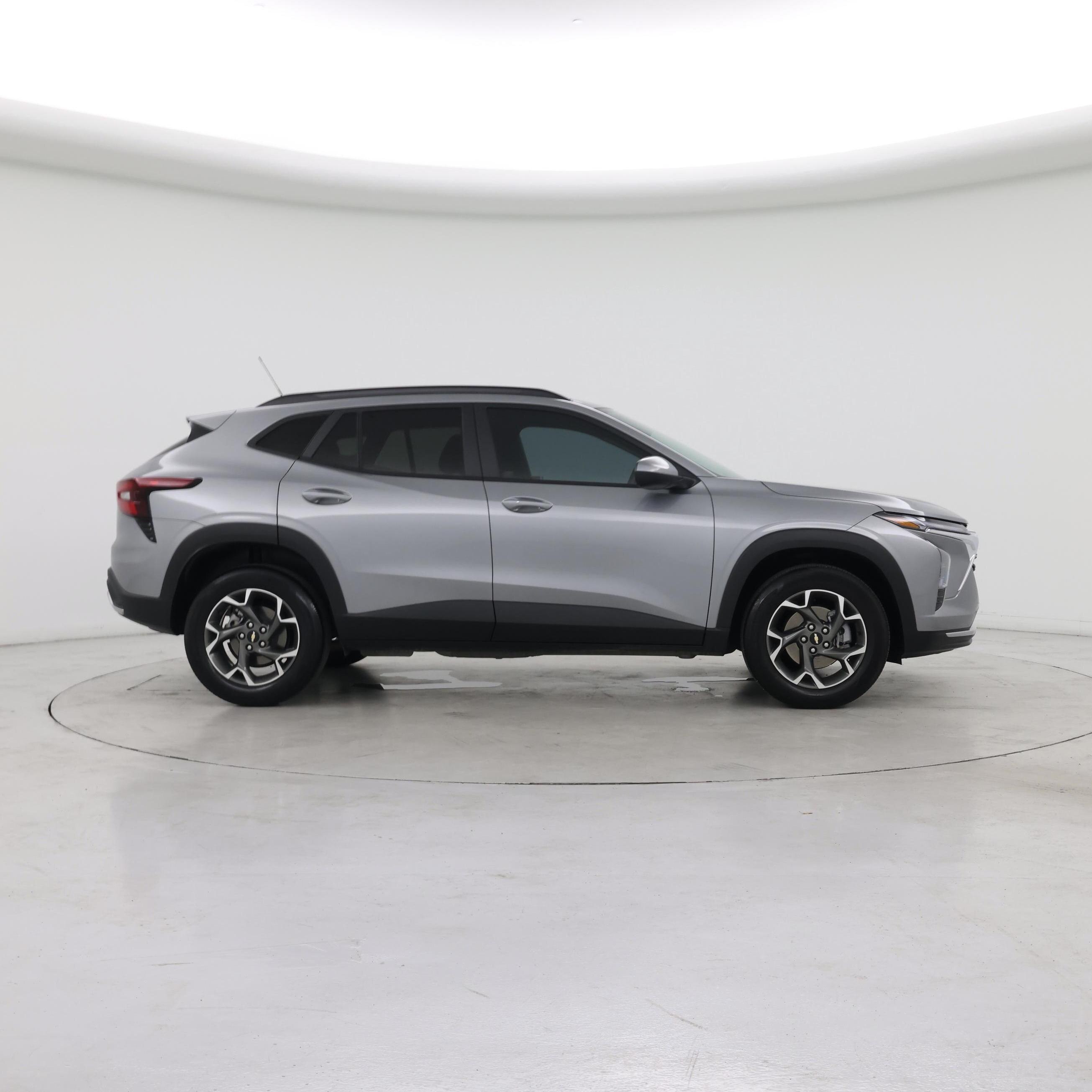 Thumbnail: 2024 Chevrolet Trax - 7