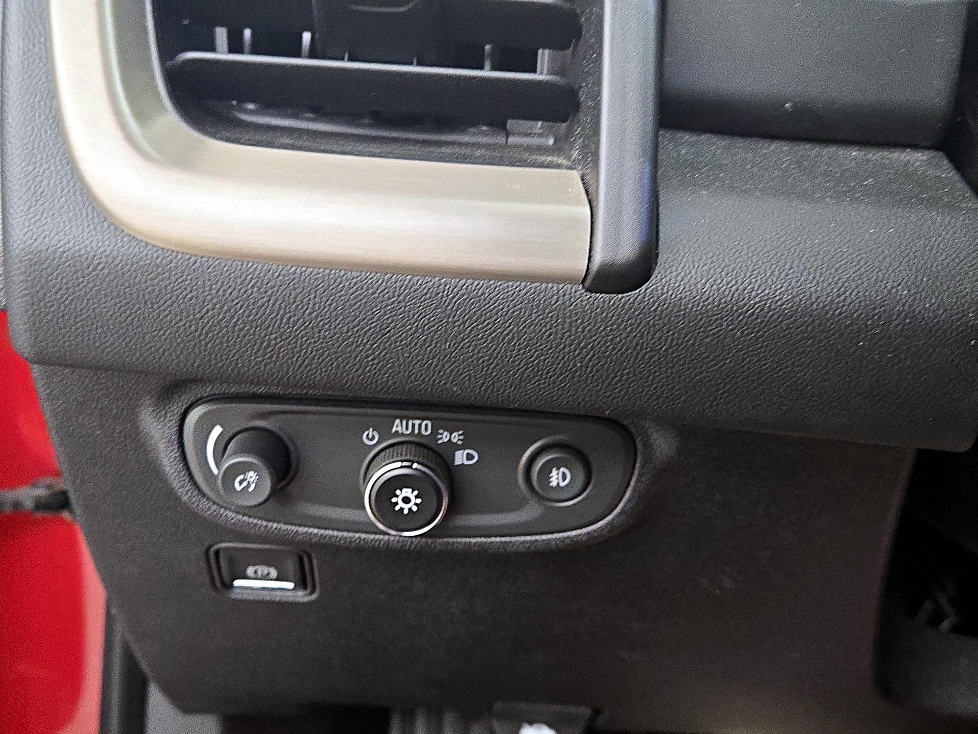 Thumbnail: 2018 GMC Terrain - 13