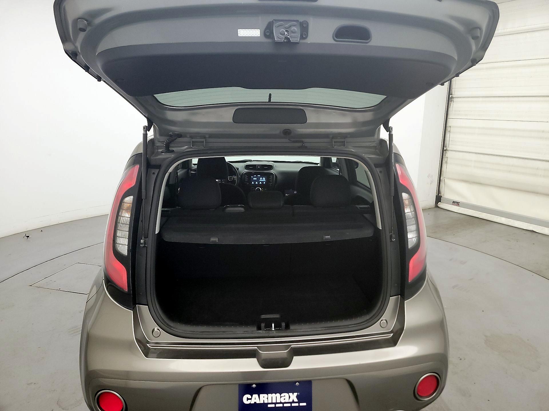 Thumbnail: 2018 Kia Soul - 16