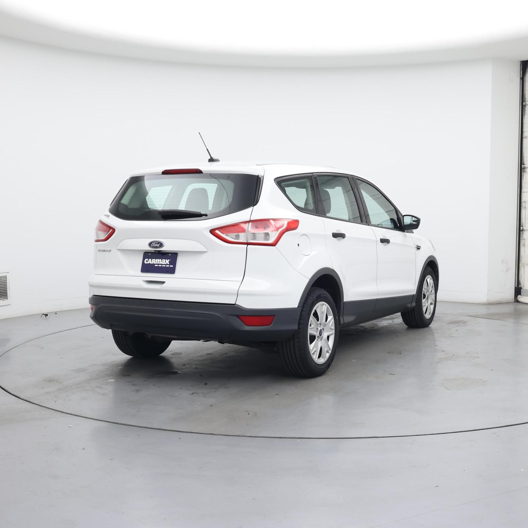 Thumbnail: 2015 Ford Escape - 8