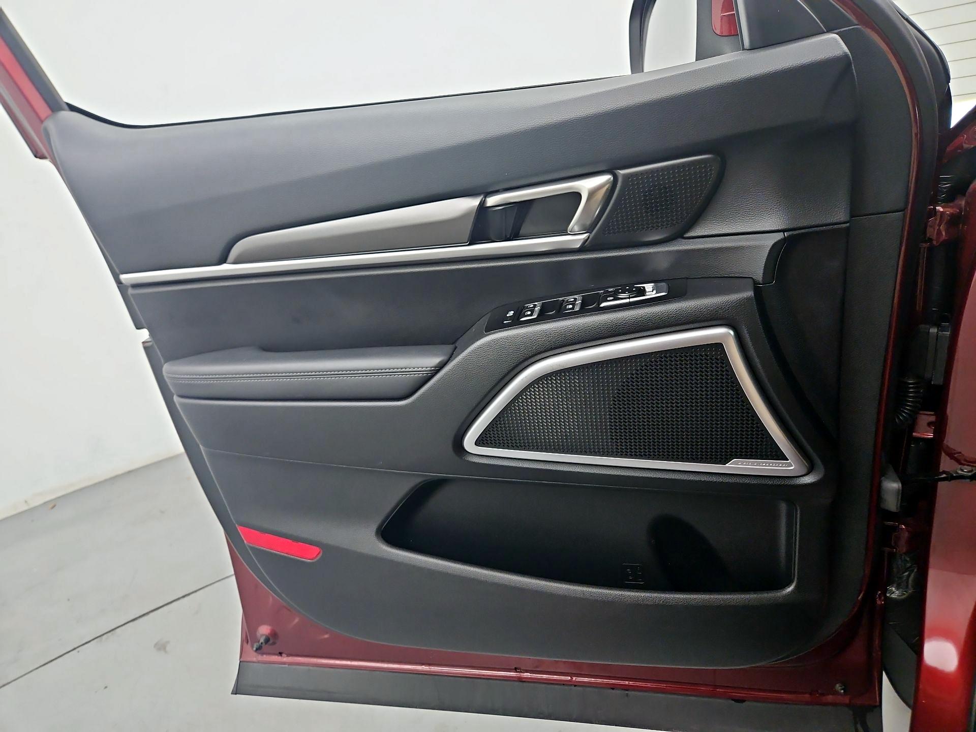 Thumbnail: 2024 Kia Telluride - 12