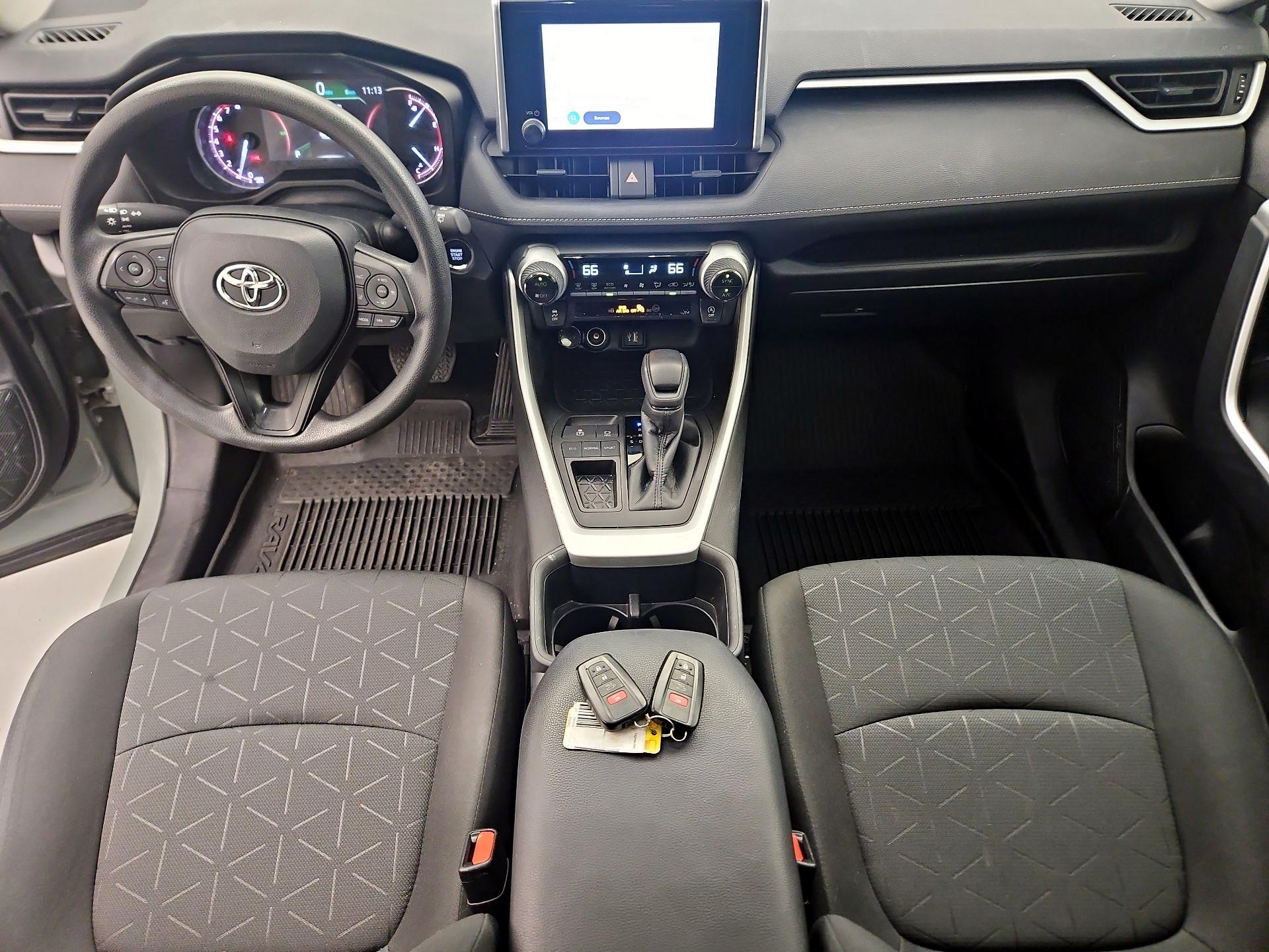 Thumbnail: 2023 Toyota RAV4 - 9
