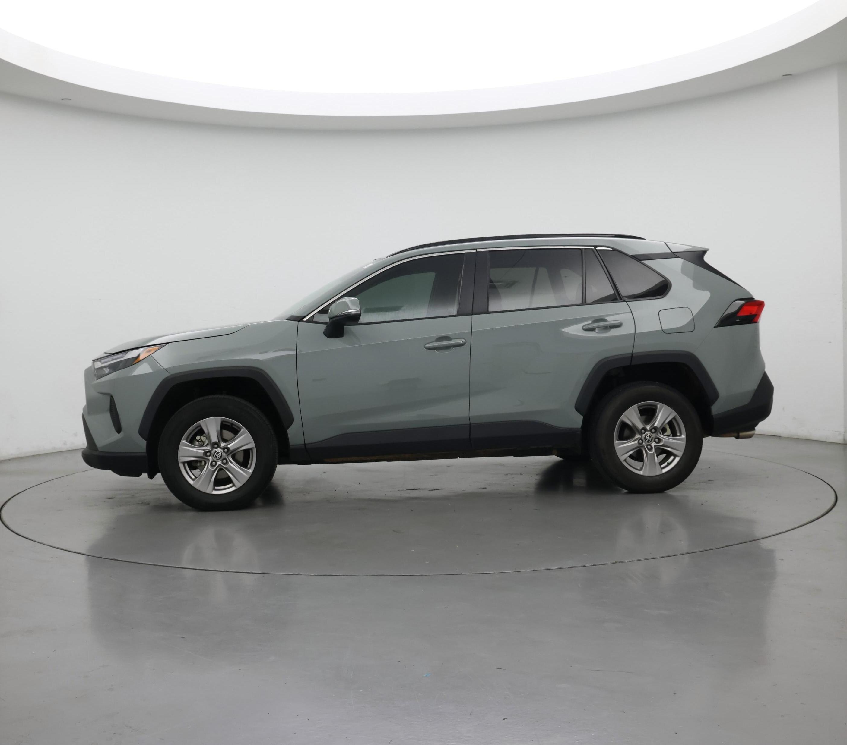 Thumbnail: 2023 Toyota RAV4 - 3