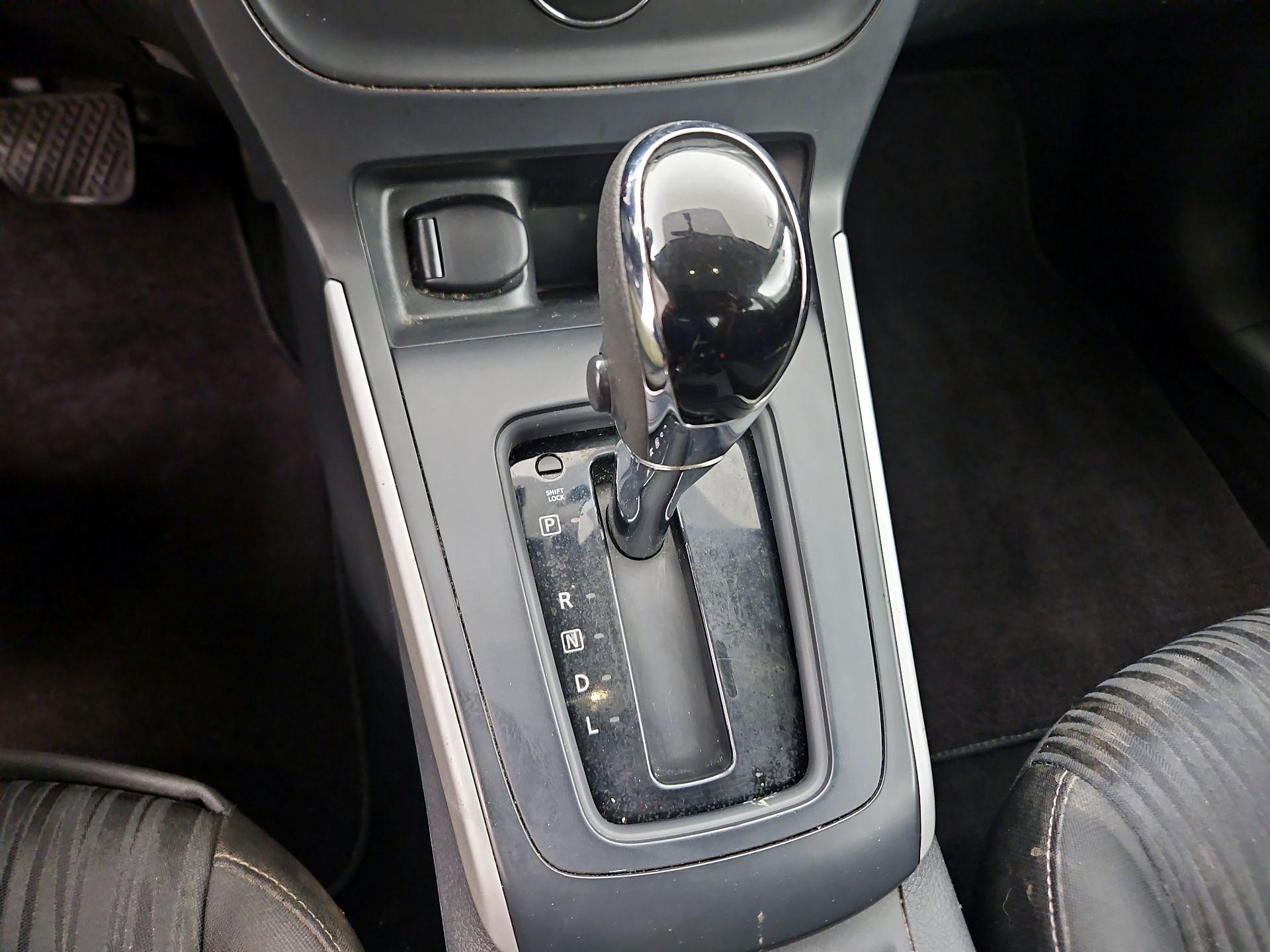 Thumbnail: 2019 Nissan Sentra - 16