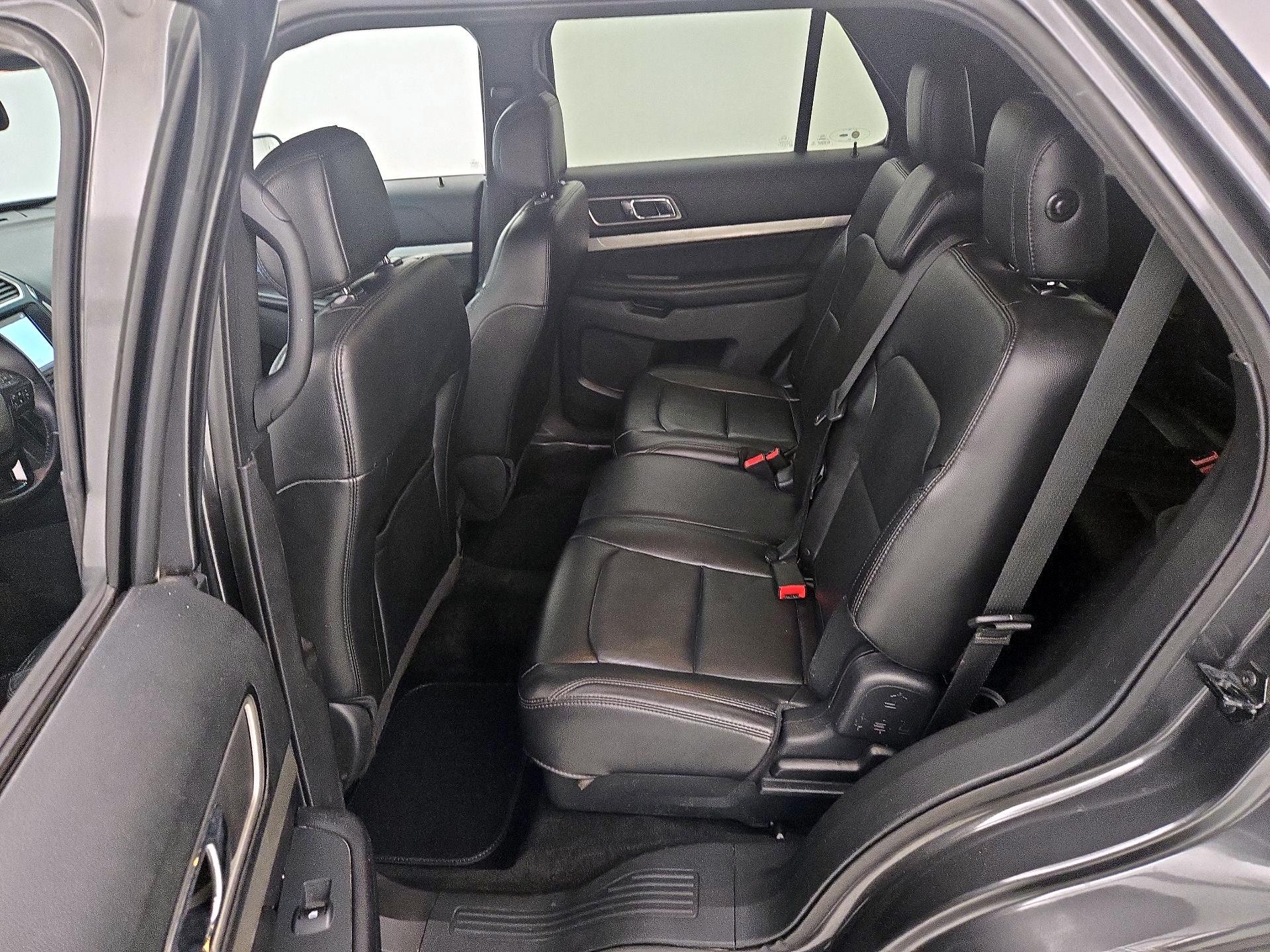 Thumbnail: 2017 Ford Explorer - 20