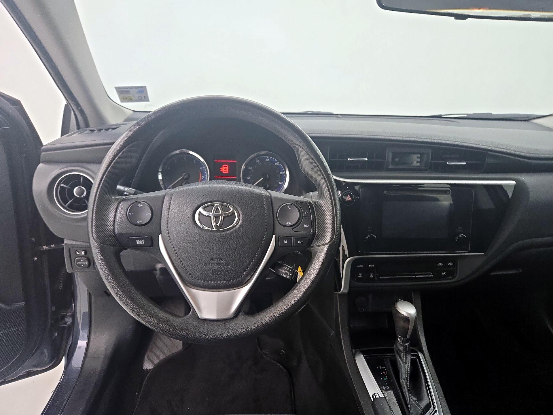 Thumbnail: 2018 Toyota Corolla - 10